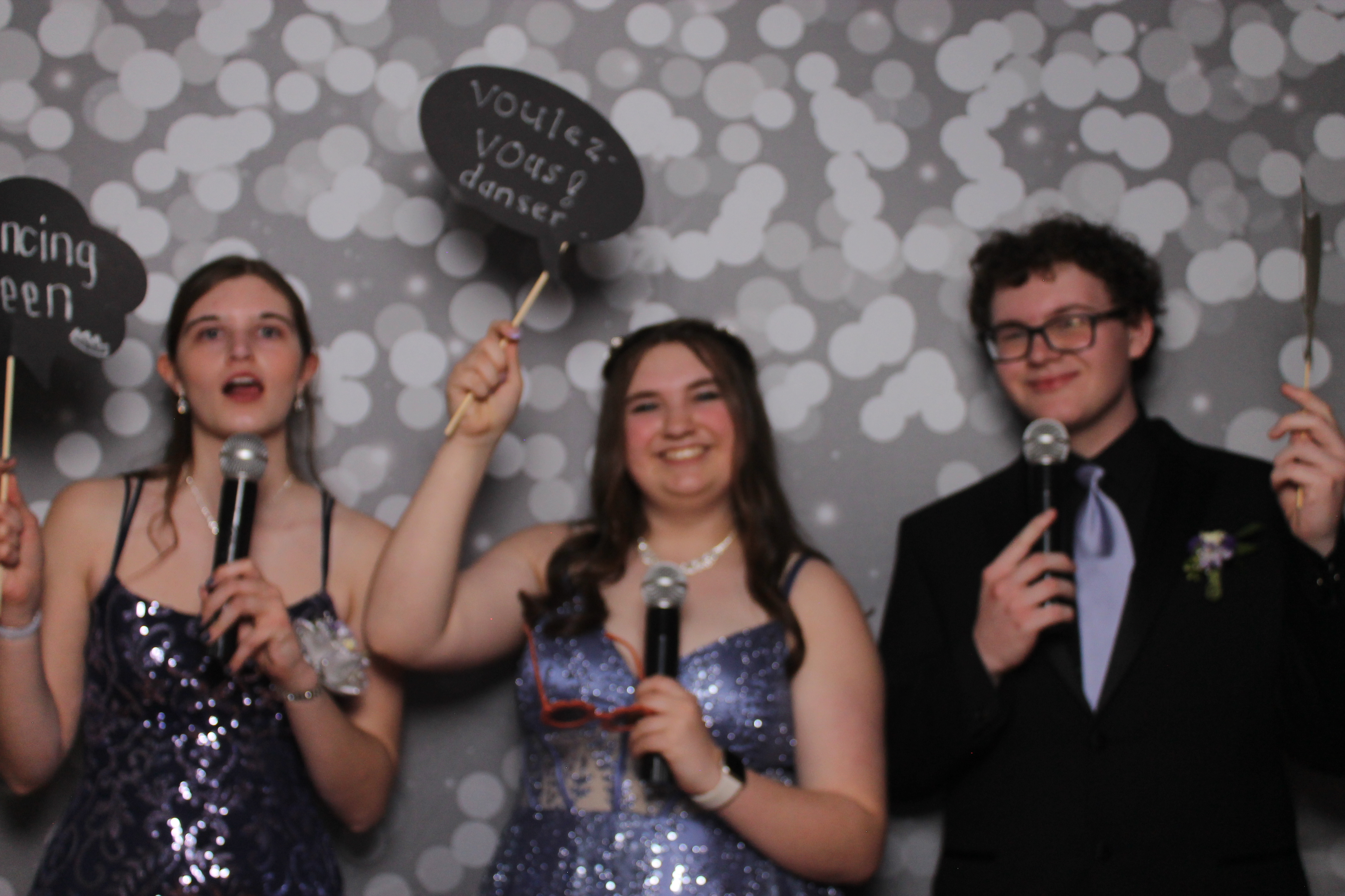 Cooper High School Prom | View more photos from the event at gallery.photoboothcincy.com/u/PhotoBoothCincy/Cooper-High-School-Prom