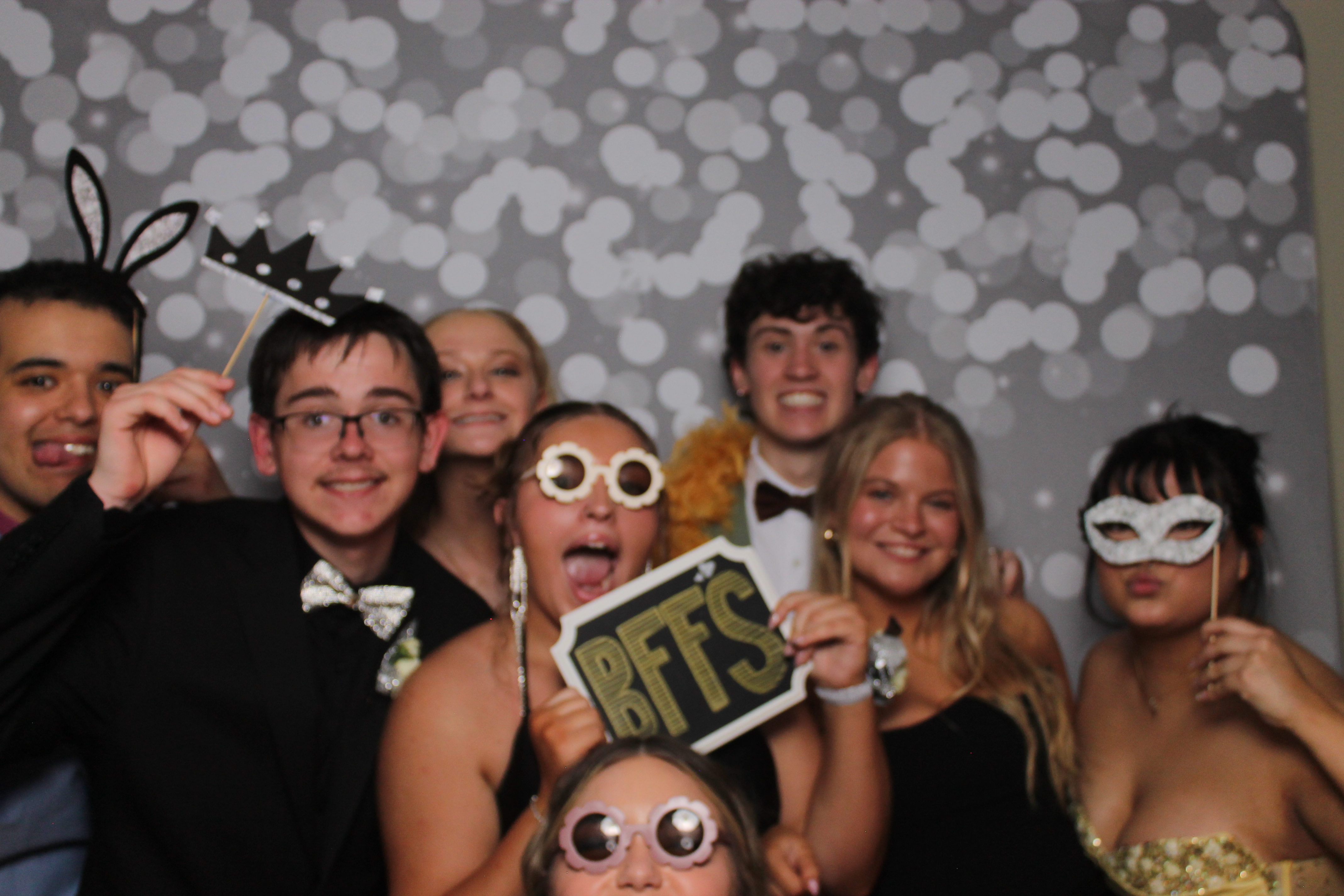 Cooper High School Prom | View more photos from the event at gallery.photoboothcincy.com/u/PhotoBoothCincy/Cooper-High-School-Prom