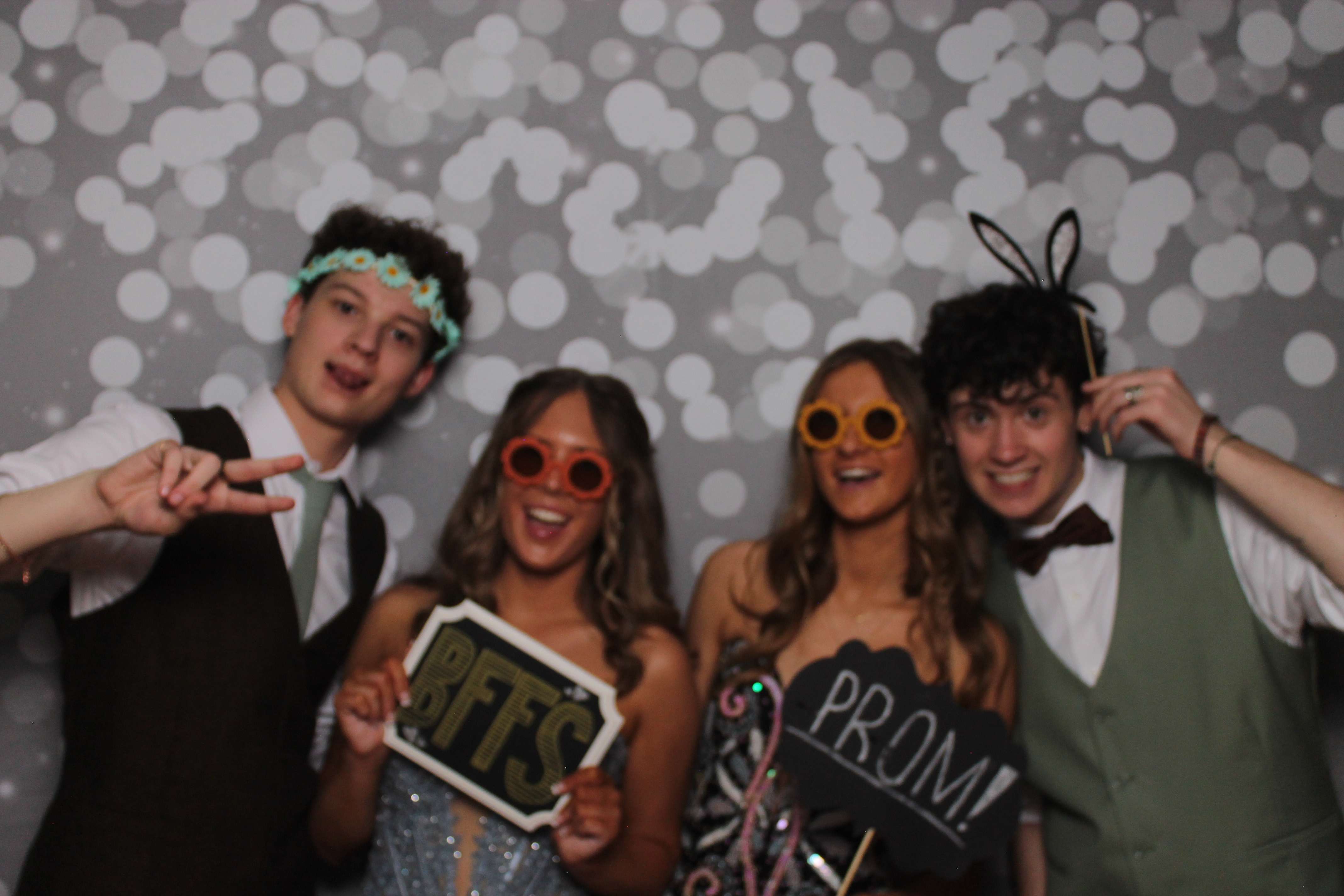 Cooper High School Prom | View more photos from the event at gallery.photoboothcincy.com/u/PhotoBoothCincy/Cooper-High-School-Prom