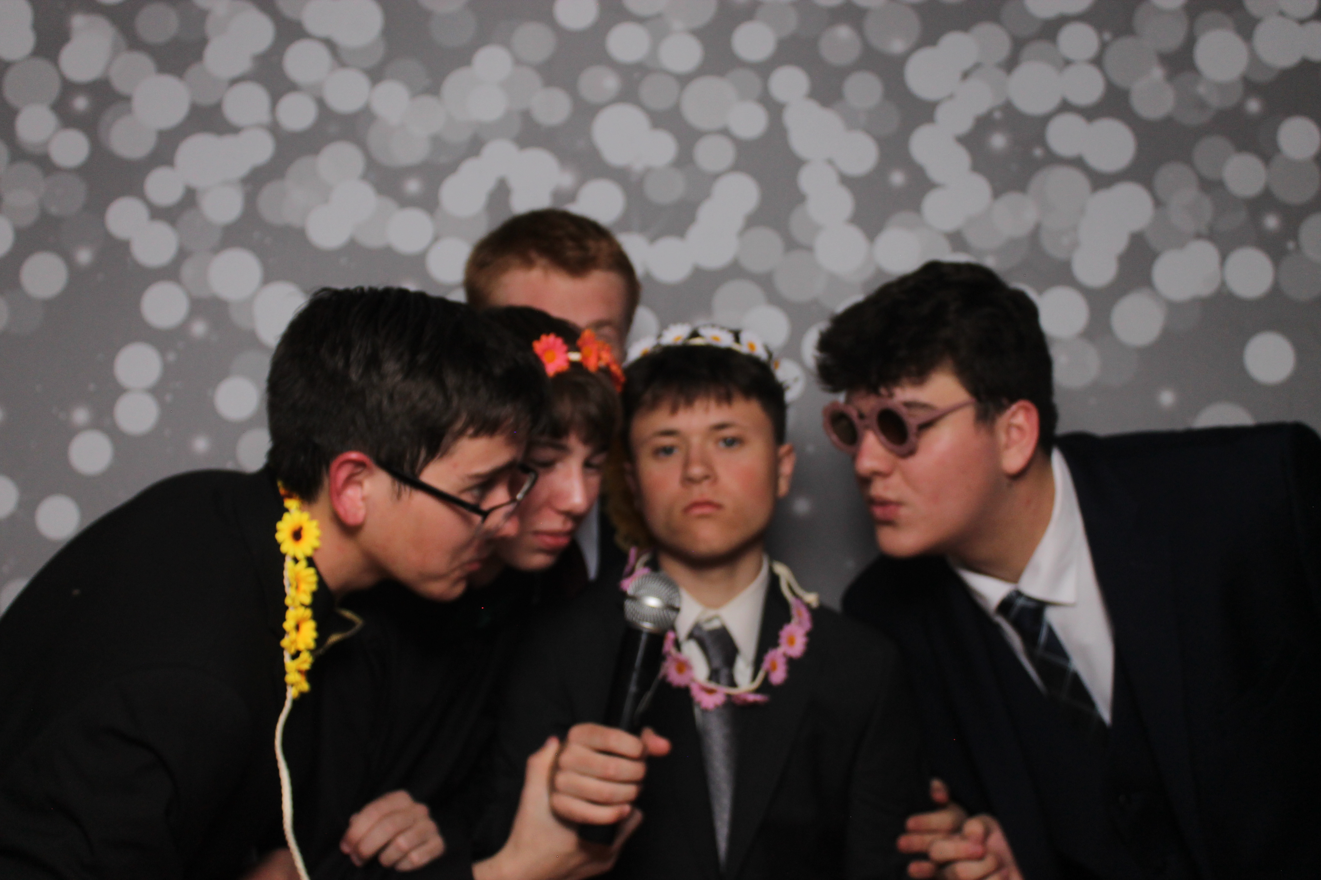 Cooper High School Prom | View more photos from the event at gallery.photoboothcincy.com/u/PhotoBoothCincy/Cooper-High-School-Prom