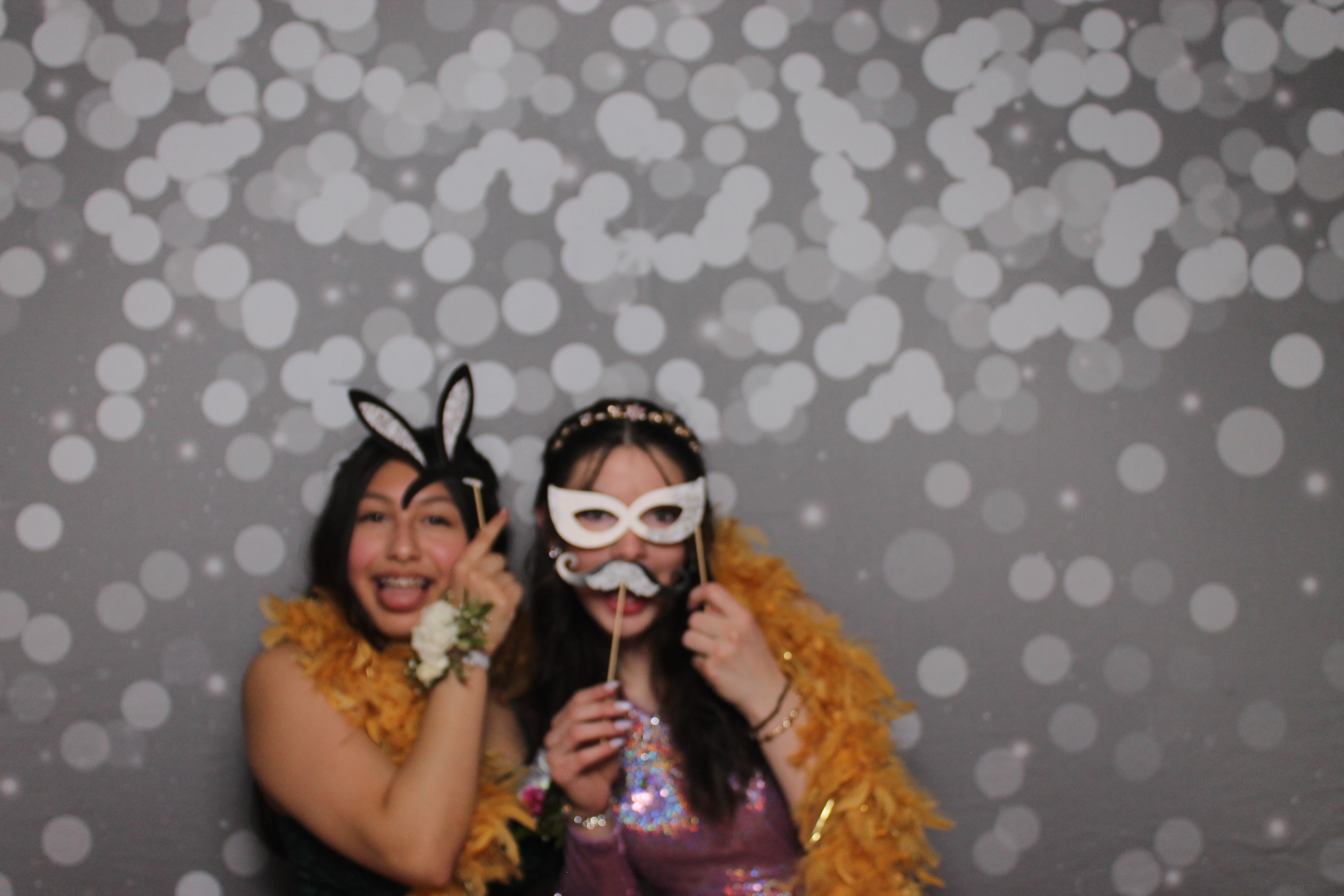 Cooper High School Prom | View more photos from the event at gallery.photoboothcincy.com/u/PhotoBoothCincy/Cooper-High-School-Prom