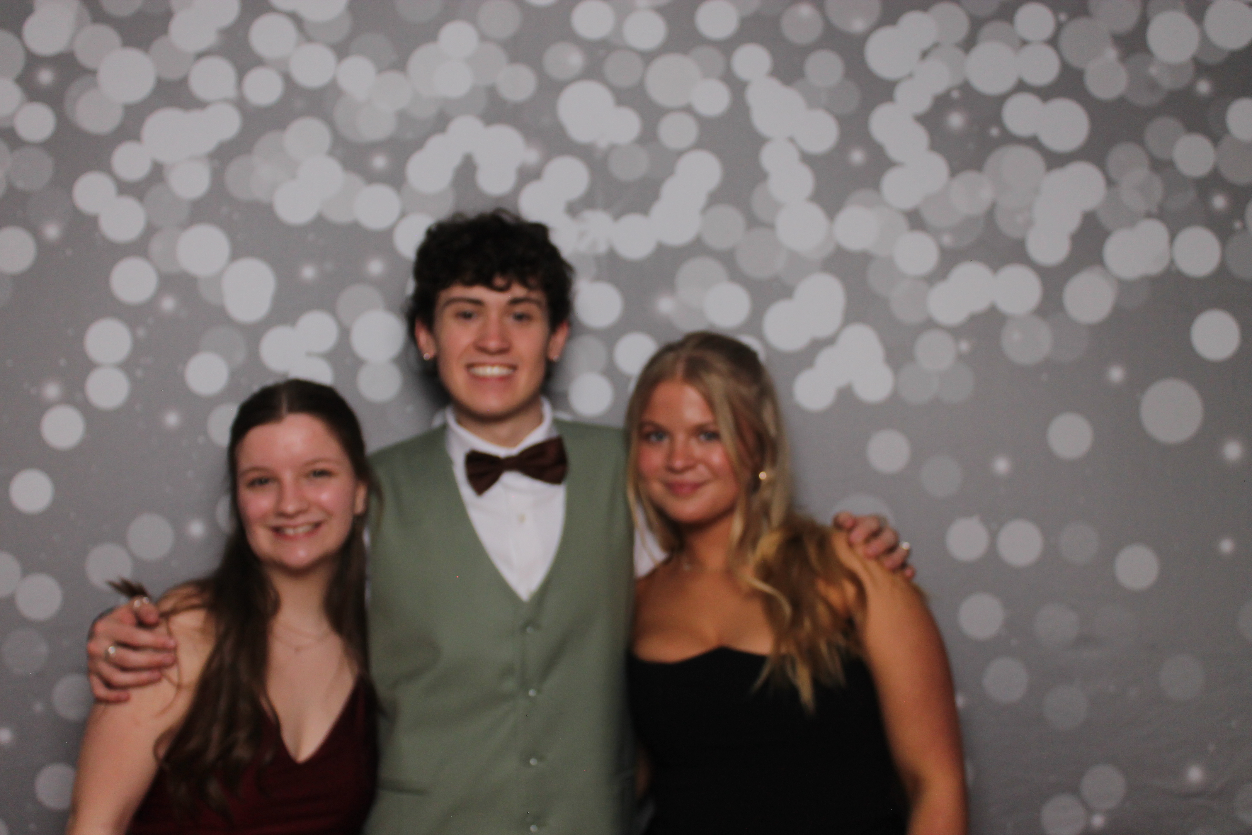 Cooper High School Prom | View more photos from the event at gallery.photoboothcincy.com/u/PhotoBoothCincy/Cooper-High-School-Prom