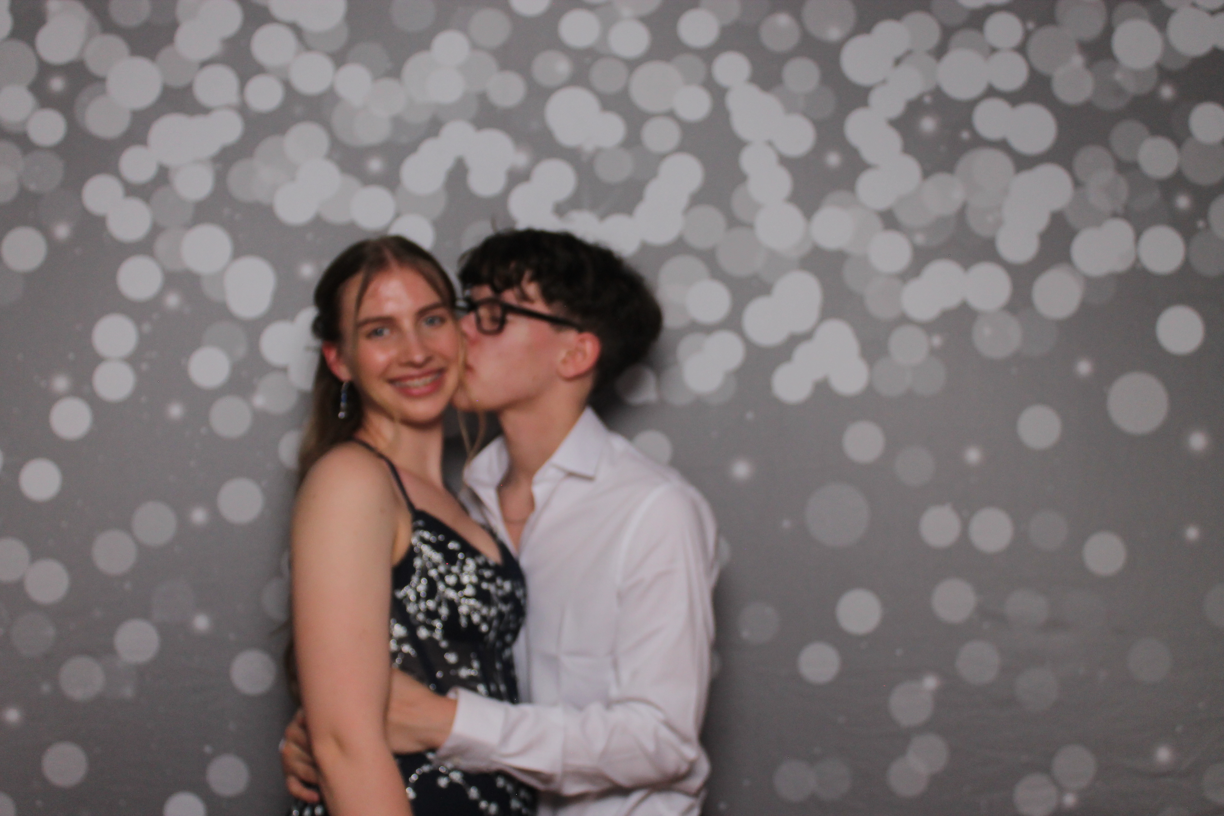 Cooper High School Prom | View more photos from the event at gallery.photoboothcincy.com/u/PhotoBoothCincy/Cooper-High-School-Prom