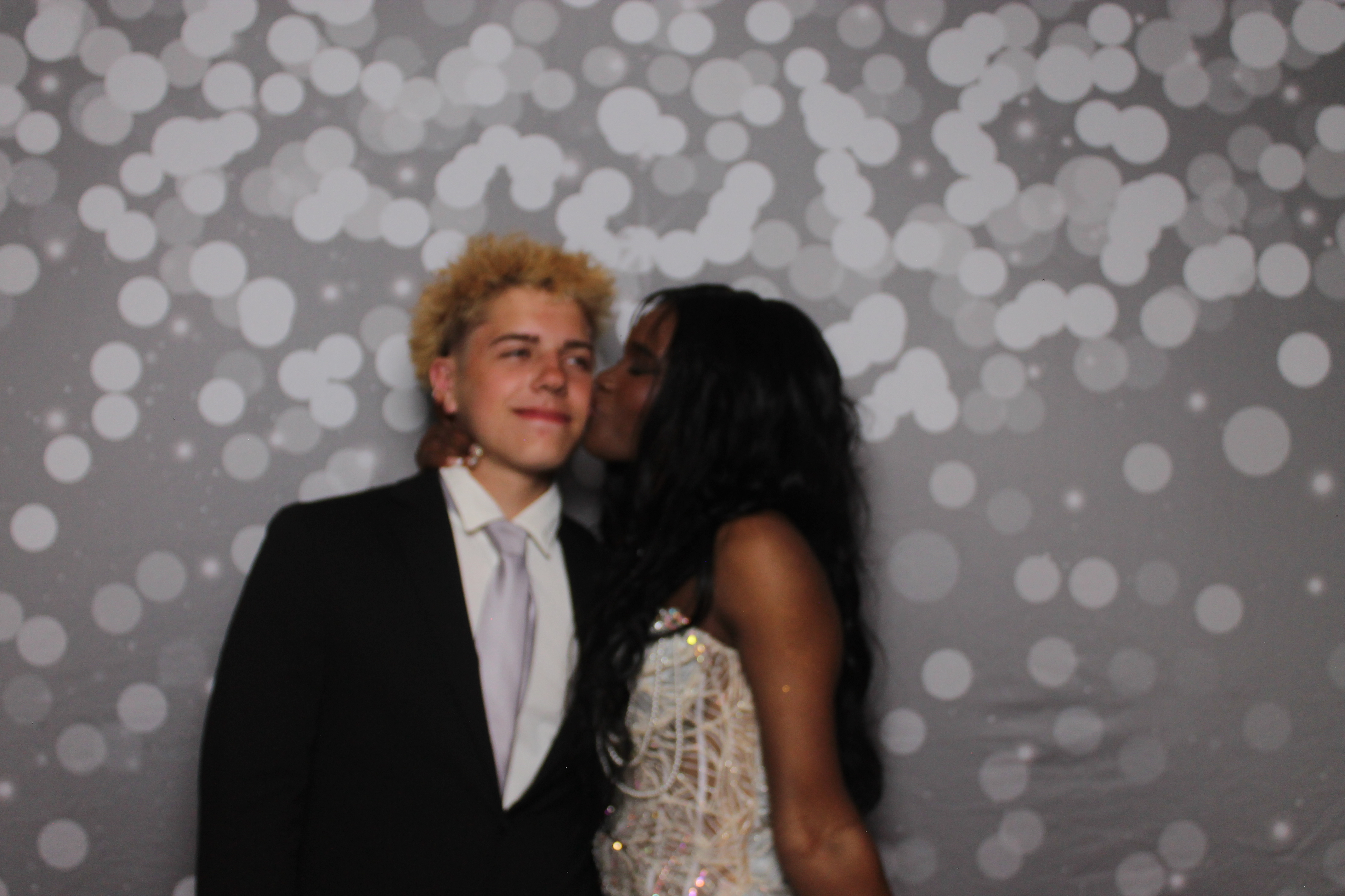 Cooper High School Prom | View more photos from the event at gallery.photoboothcincy.com/u/PhotoBoothCincy/Cooper-High-School-Prom