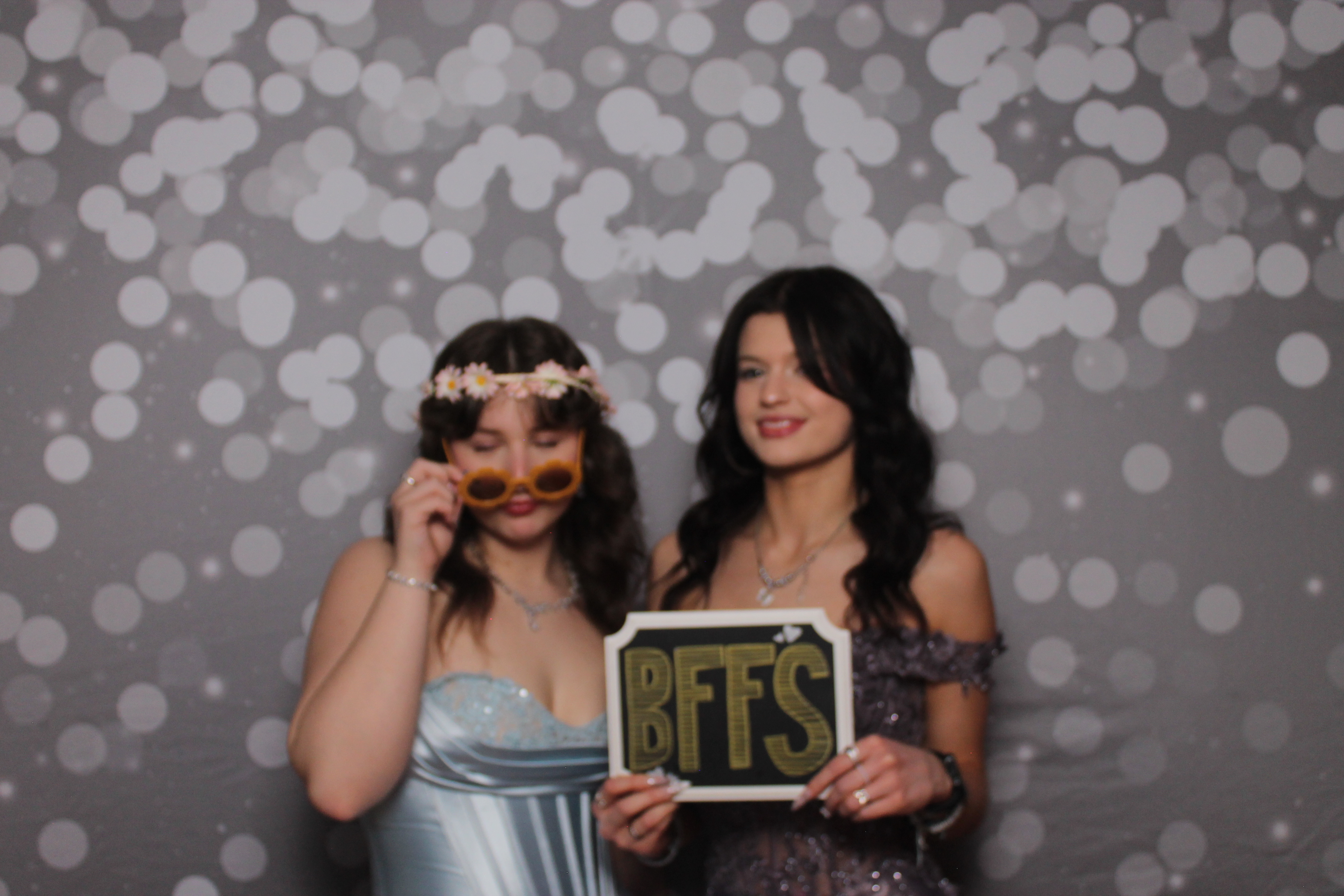 Cooper High School Prom | View more photos from the event at gallery.photoboothcincy.com/u/PhotoBoothCincy/Cooper-High-School-Prom