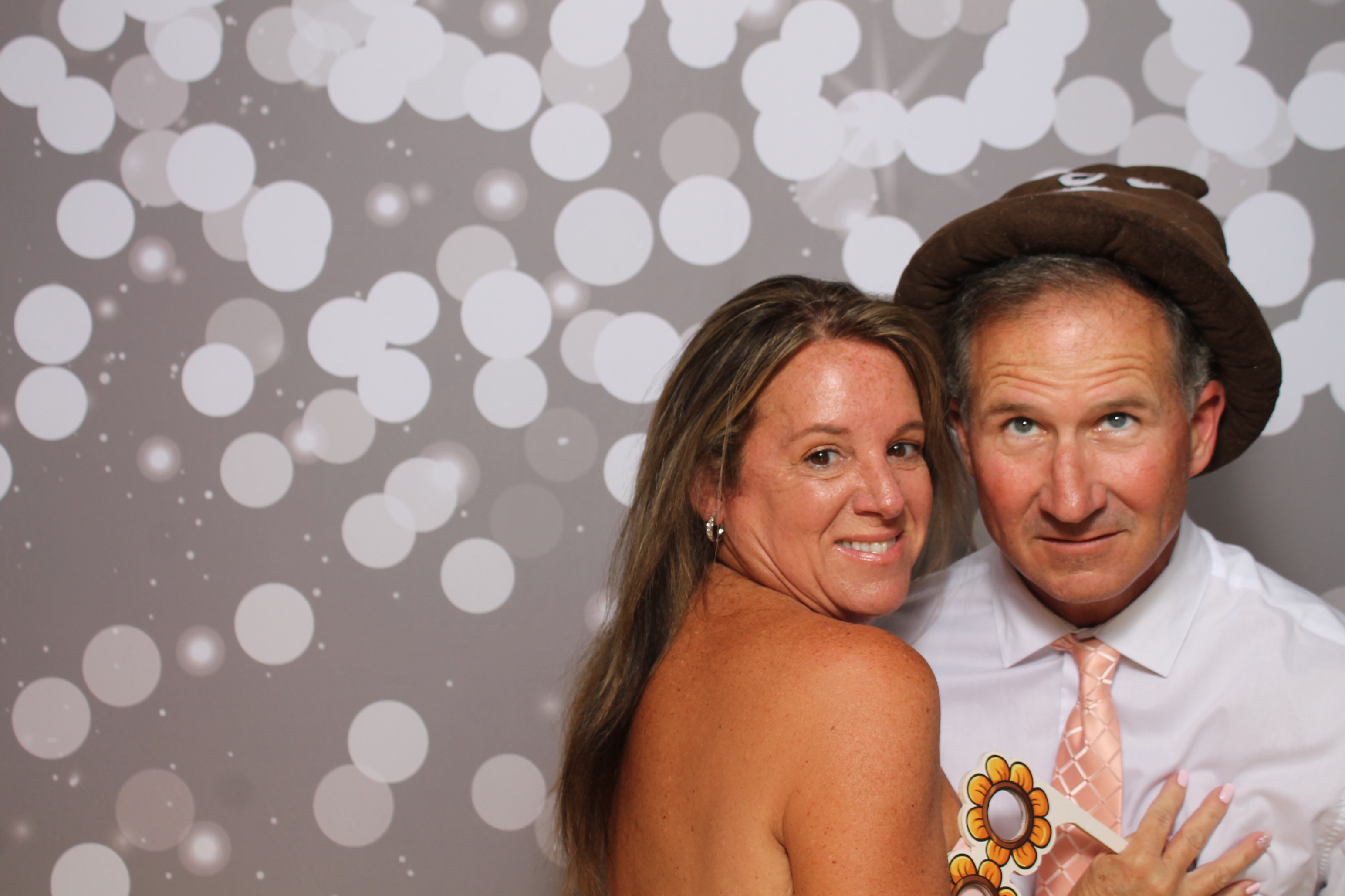Corianne & Ryan | View more photos from the event at gallery.photoboothcincy.com/u/PhotoBoothCincy/Corianne-Ryan