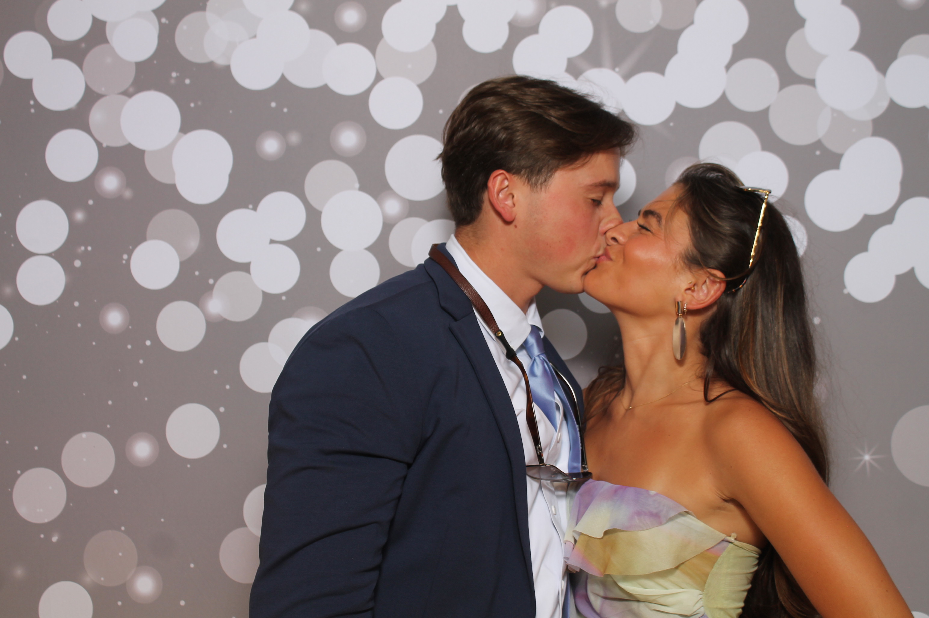 Corianne & Ryan | View more photos from the event at gallery.photoboothcincy.com/u/PhotoBoothCincy/Corianne-Ryan