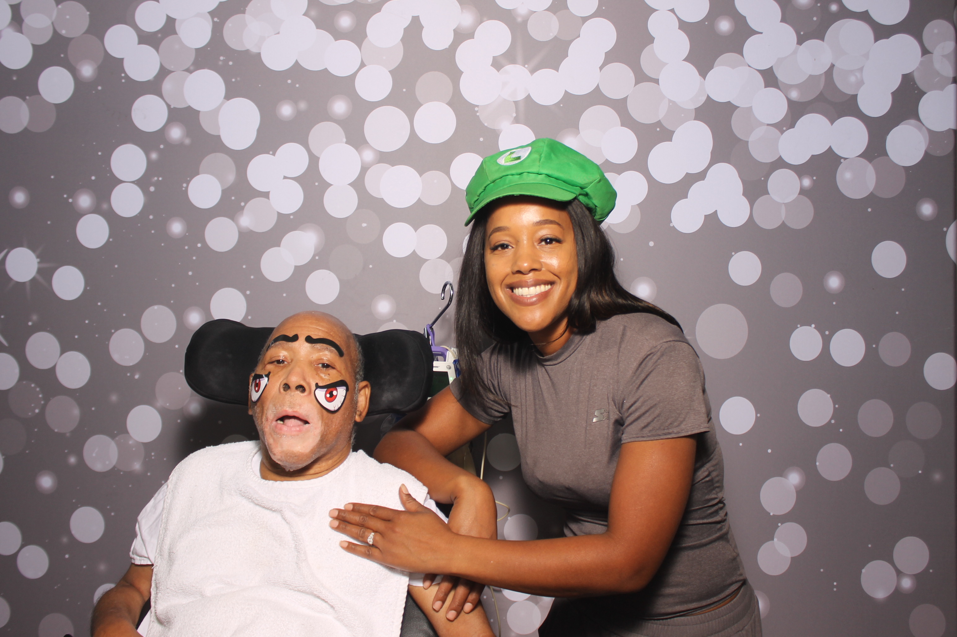 Costume Party! | View more photos from the event at gallery.photoboothcincy.com/u/PhotoBoothCincy/Costume-Party