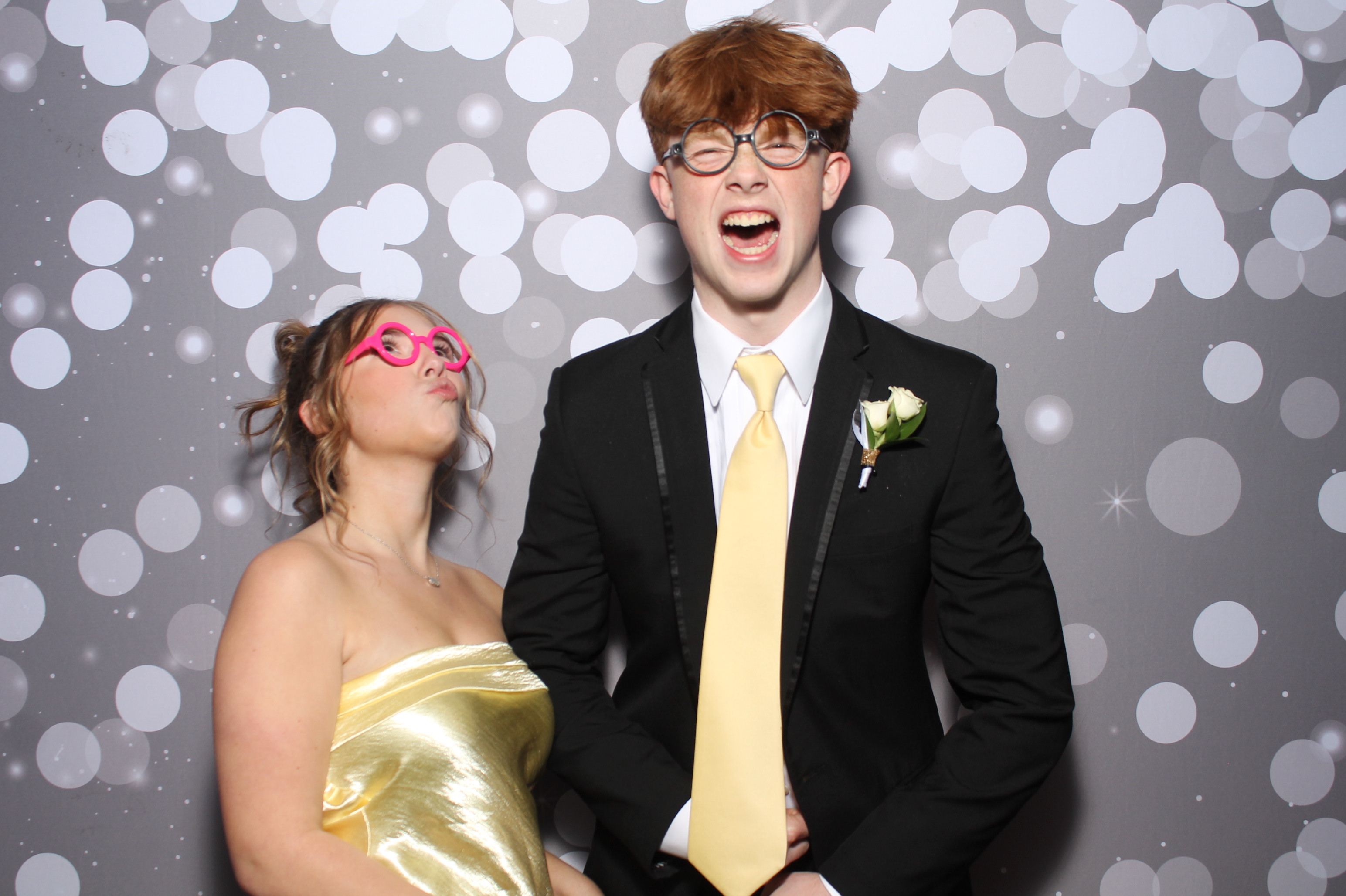 Covington Catholic Prom | View more photos from the event at gallery.photoboothcincy.com/u/PhotoBoothCincy/Covington-Catholic-Prom-0