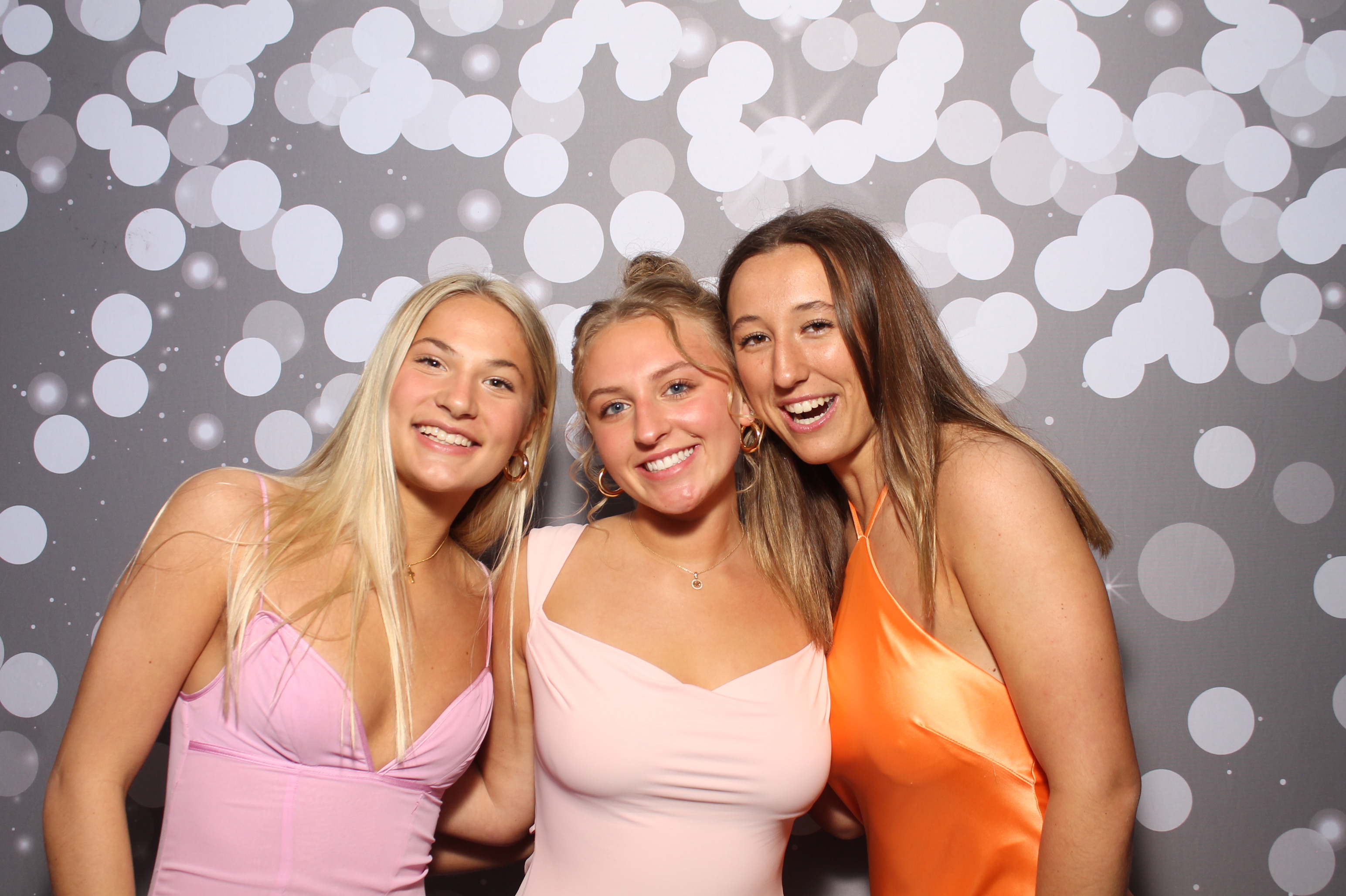 Covington Catholic Prom | View more photos from the event at gallery.photoboothcincy.com/u/PhotoBoothCincy/Covington-Catholic-Prom-0