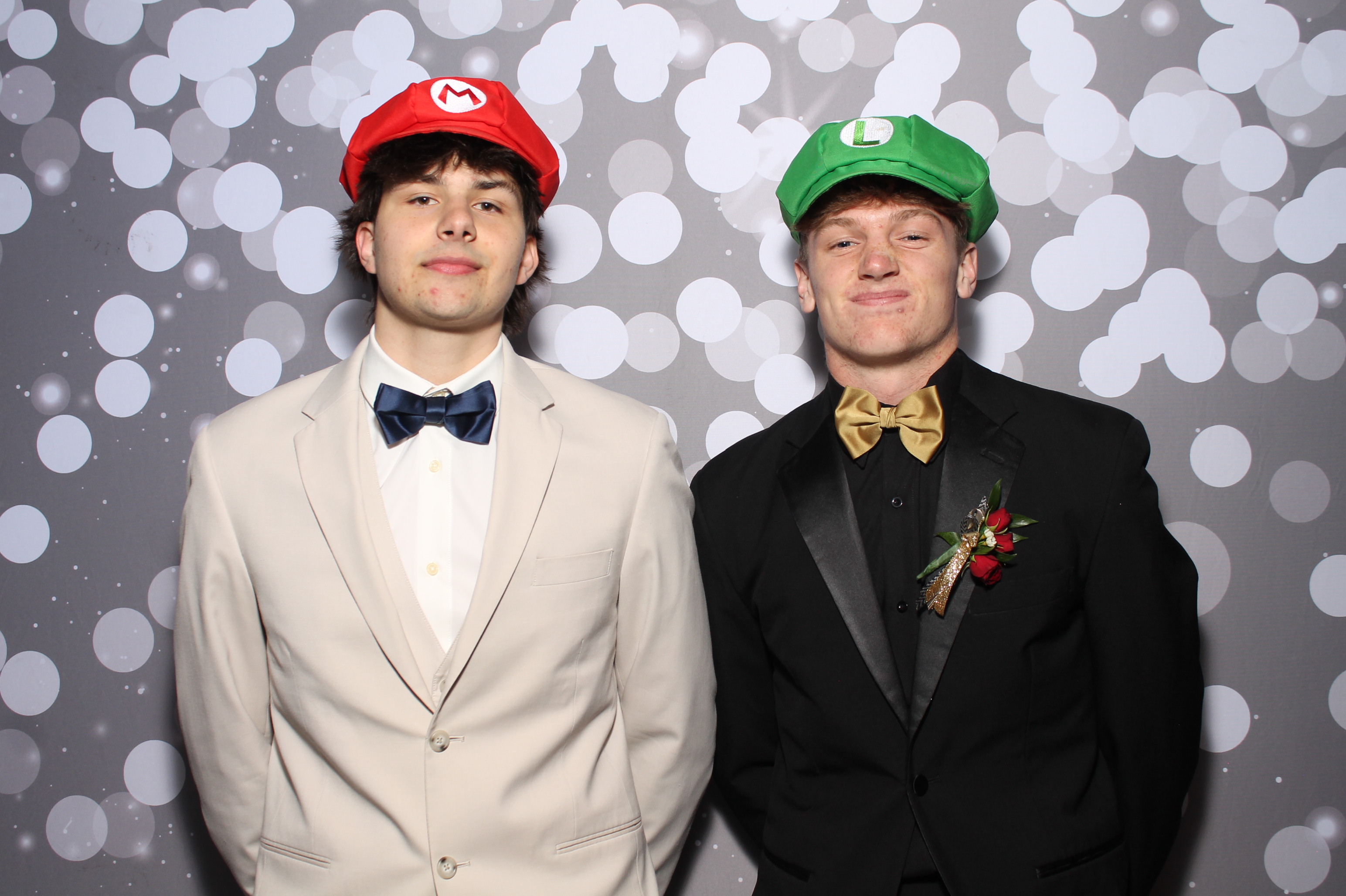 Covington Catholic Prom | View more photos from the event at gallery.photoboothcincy.com/u/PhotoBoothCincy/Covington-Catholic-Prom-0