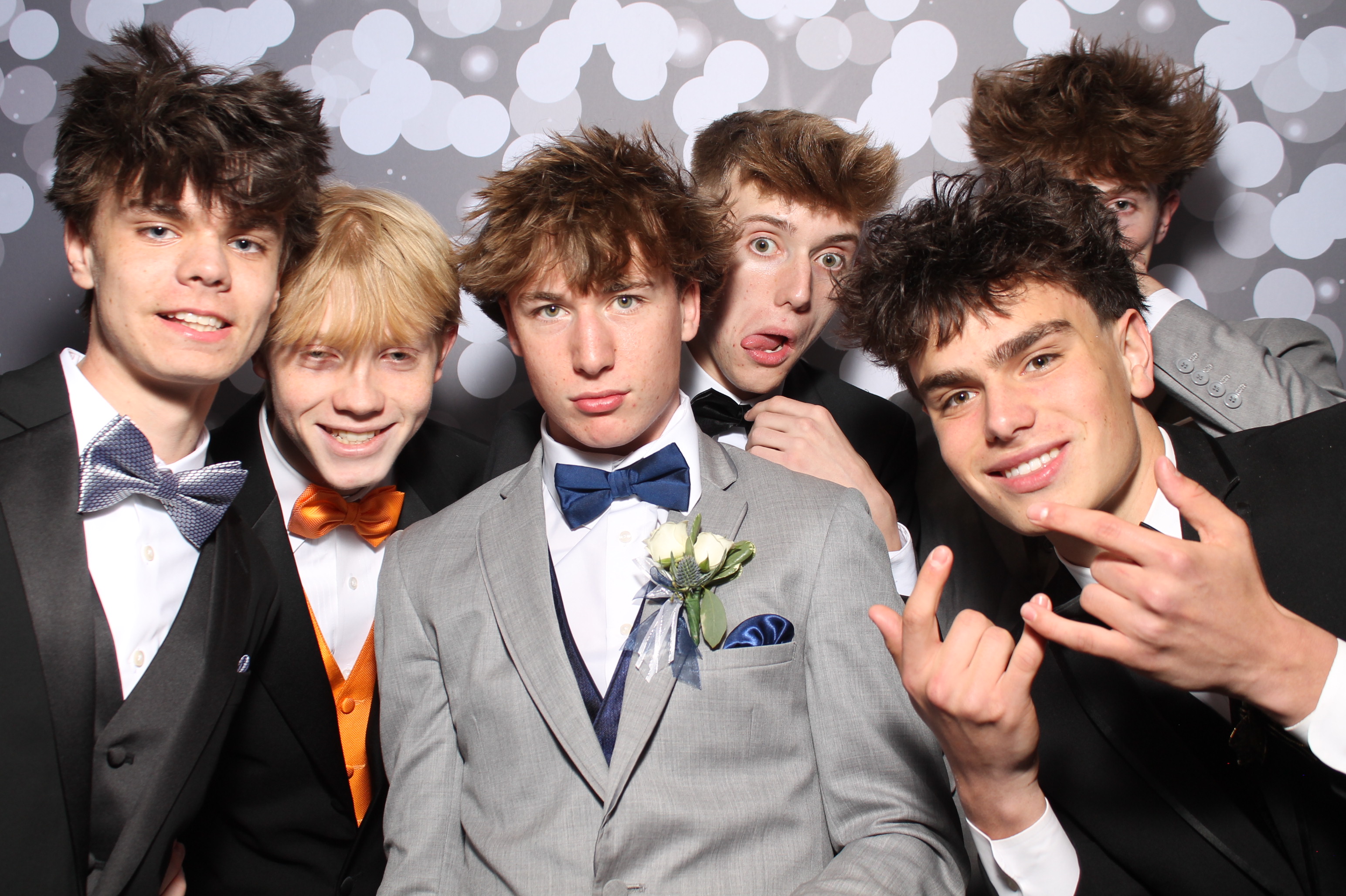 Covington Catholic Prom | View more photos from the event at gallery.photoboothcincy.com/u/PhotoBoothCincy/Covington-Catholic-Prom-0