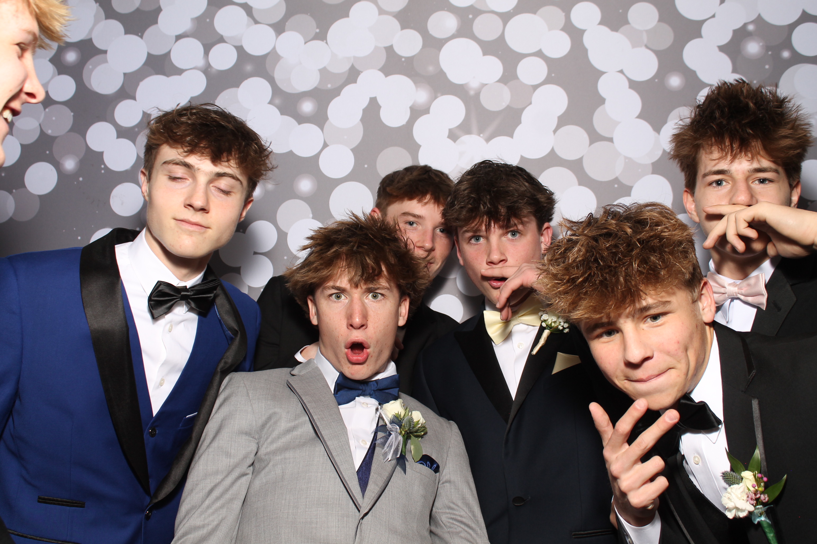 Covington Catholic Prom | View more photos from the event at gallery.photoboothcincy.com/u/PhotoBoothCincy/Covington-Catholic-Prom-0