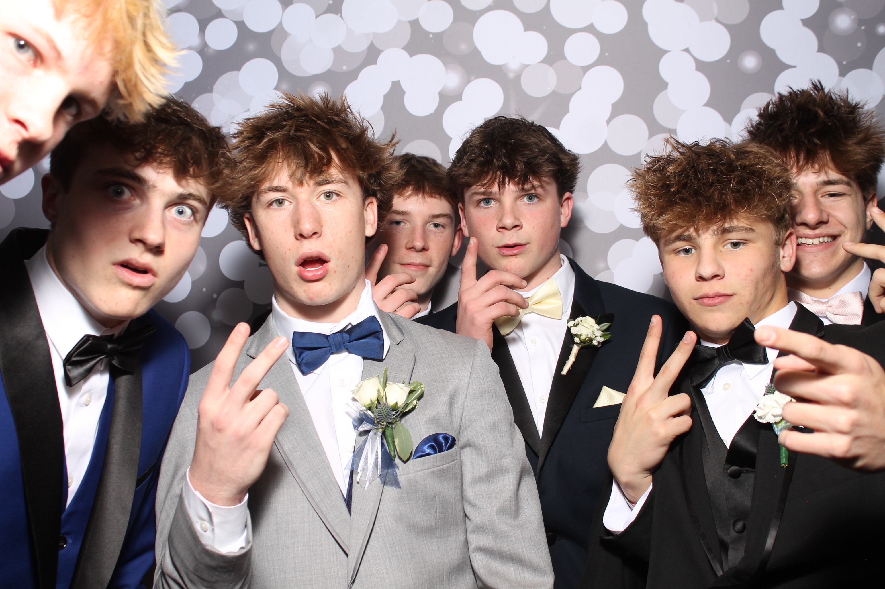 Covington Catholic Prom | View more photos from the event at gallery.photoboothcincy.com/u/PhotoBoothCincy/Covington-Catholic-Prom-0