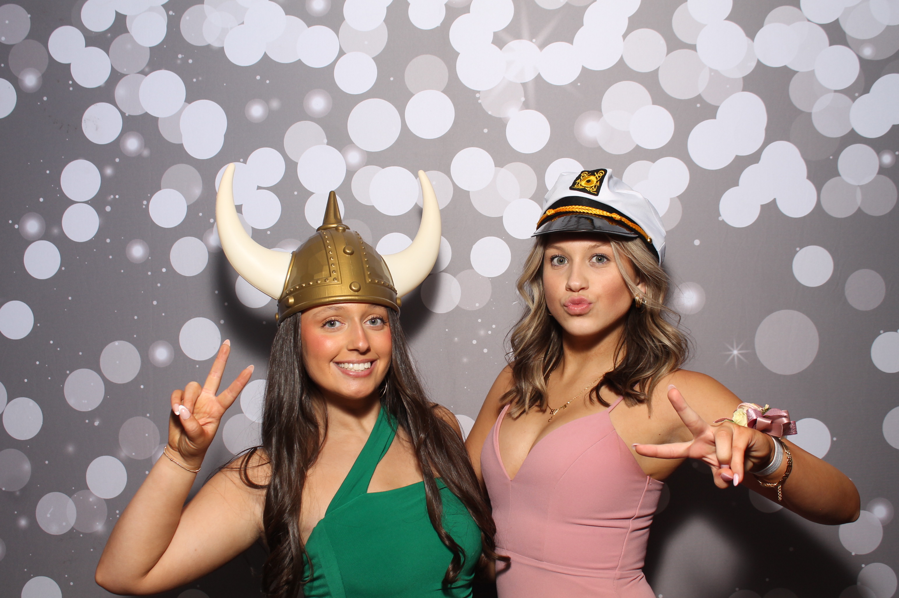 Covington Catholic Prom | View more photos from the event at gallery.photoboothcincy.com/u/PhotoBoothCincy/Covington-Catholic-Prom-0