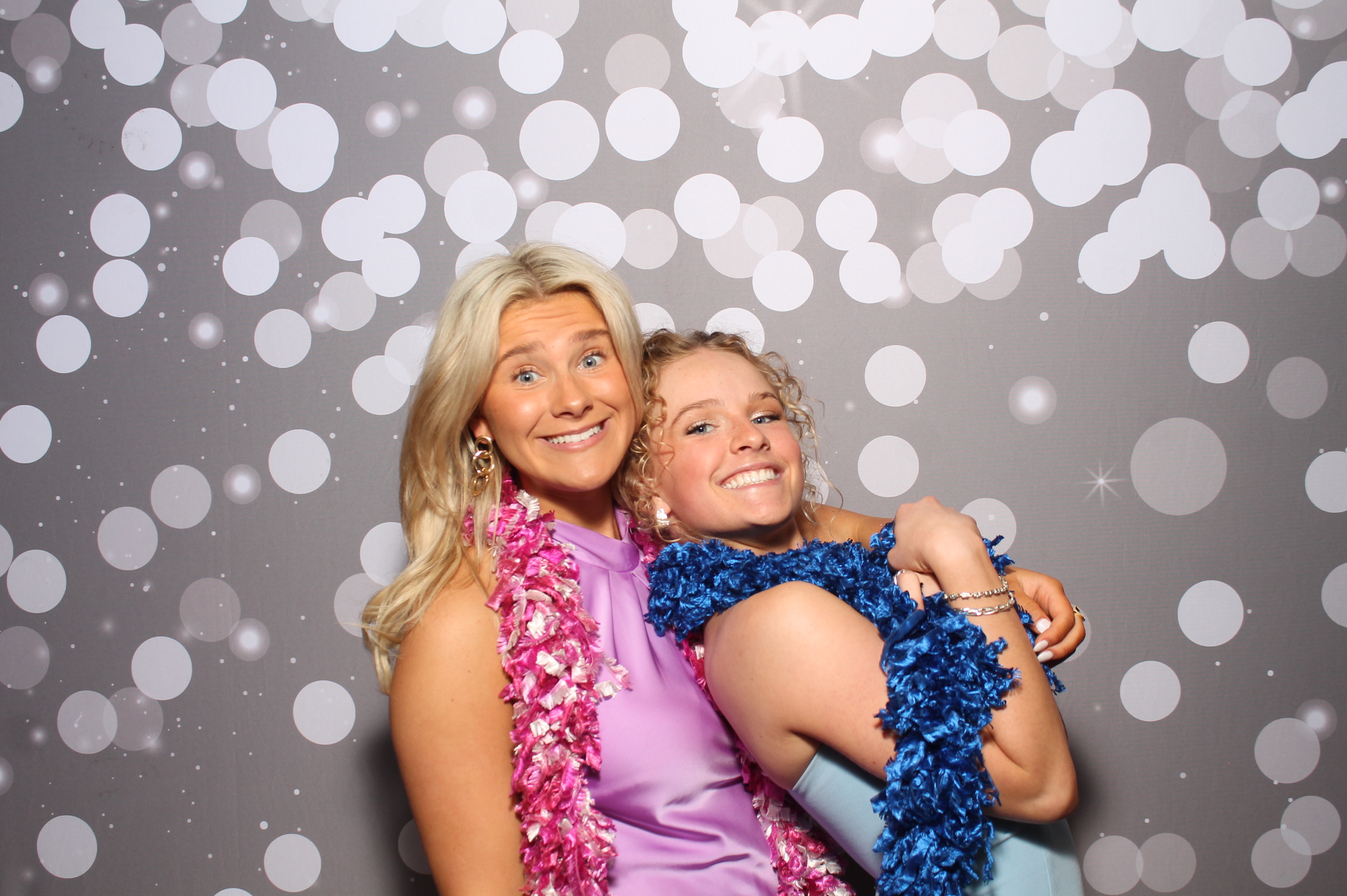 Covington Catholic Prom | View more photos from the event at gallery.photoboothcincy.com/u/PhotoBoothCincy/Covington-Catholic-Prom-0