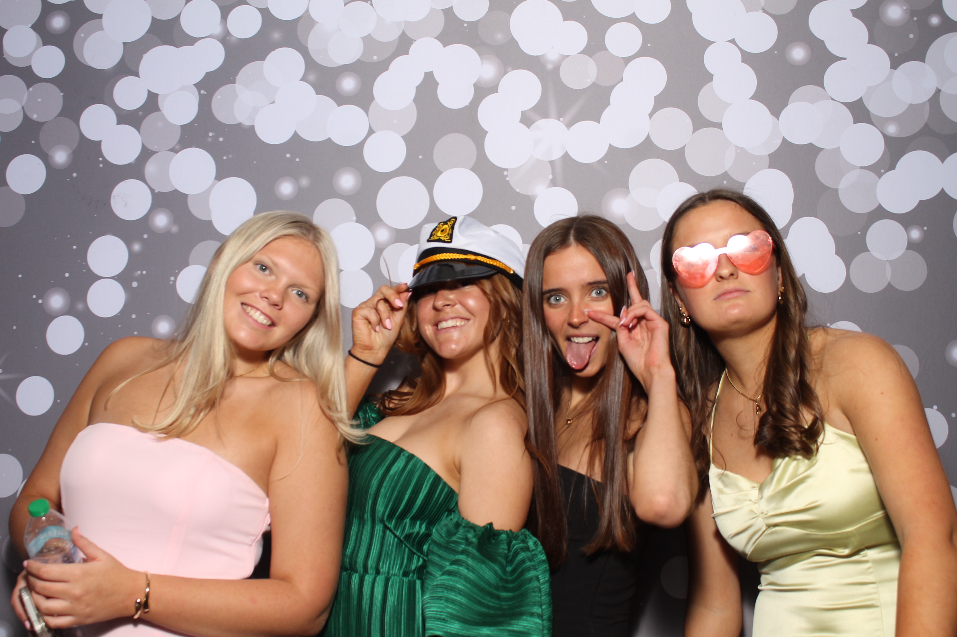 Covington Catholic Prom | View more photos from the event at gallery.photoboothcincy.com/u/PhotoBoothCincy/Covington-Catholic-Prom-0