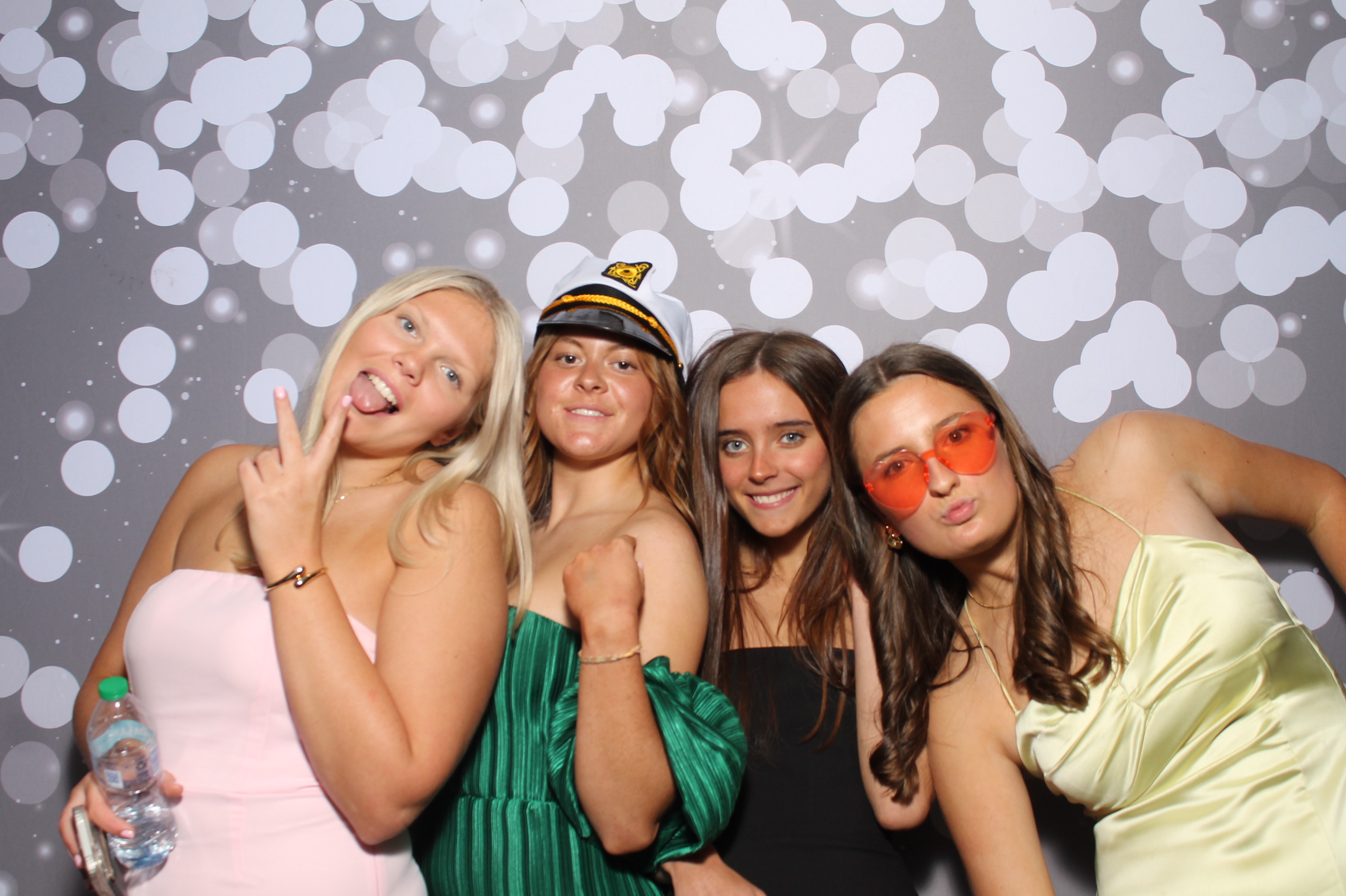 Covington Catholic Prom | View more photos from the event at gallery.photoboothcincy.com/u/PhotoBoothCincy/Covington-Catholic-Prom-0