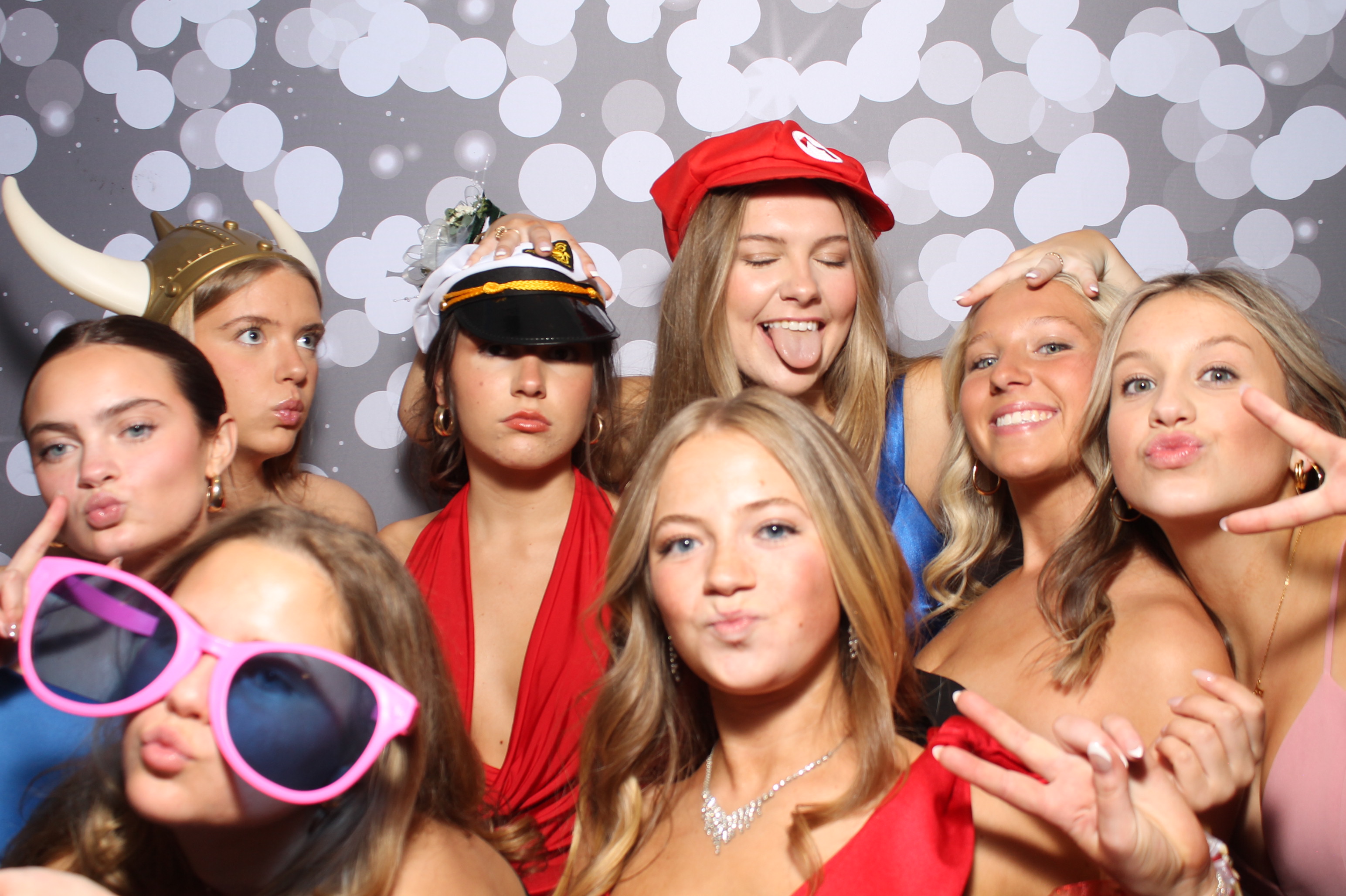 Covington Catholic Prom | View more photos from the event at gallery.photoboothcincy.com/u/PhotoBoothCincy/Covington-Catholic-Prom-0