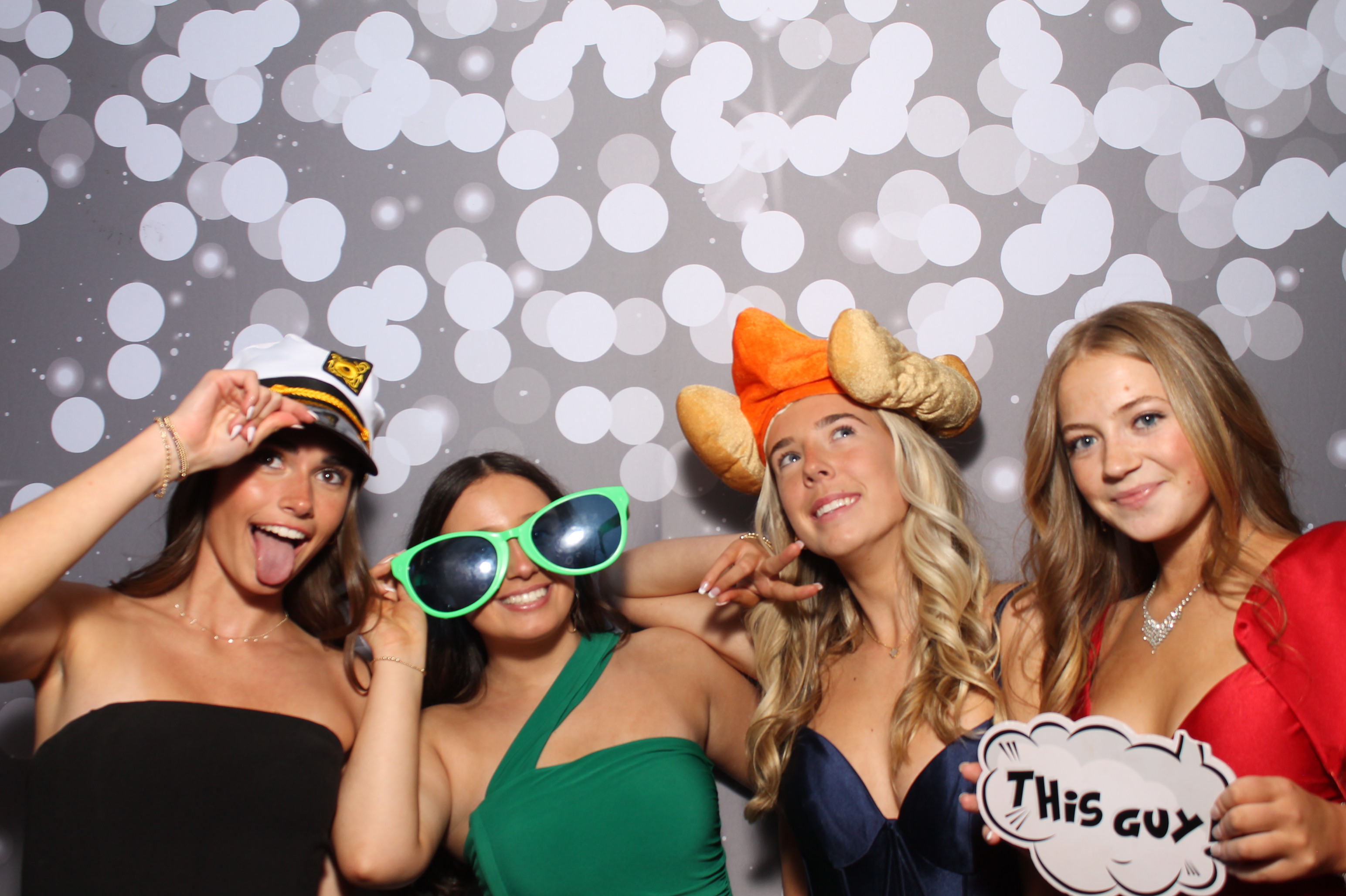 Covington Catholic Prom | View more photos from the event at gallery.photoboothcincy.com/u/PhotoBoothCincy/Covington-Catholic-Prom-0
