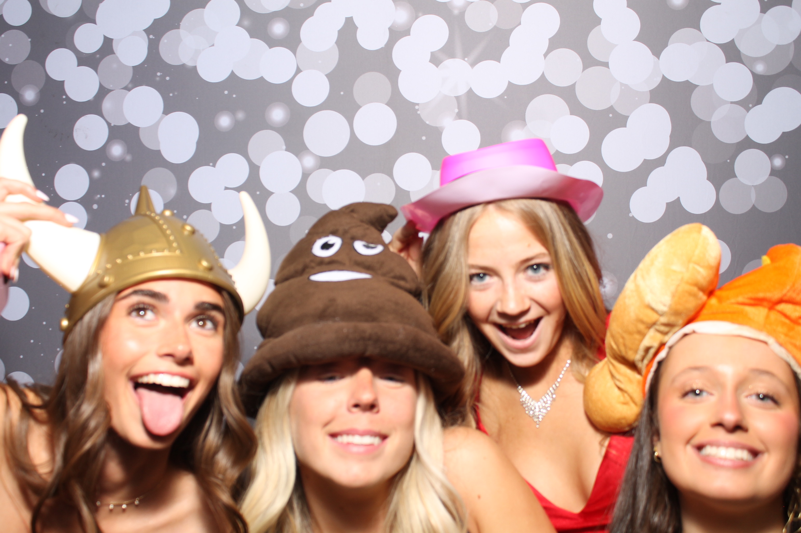 Covington Catholic Prom | View more photos from the event at gallery.photoboothcincy.com/u/PhotoBoothCincy/Covington-Catholic-Prom-0
