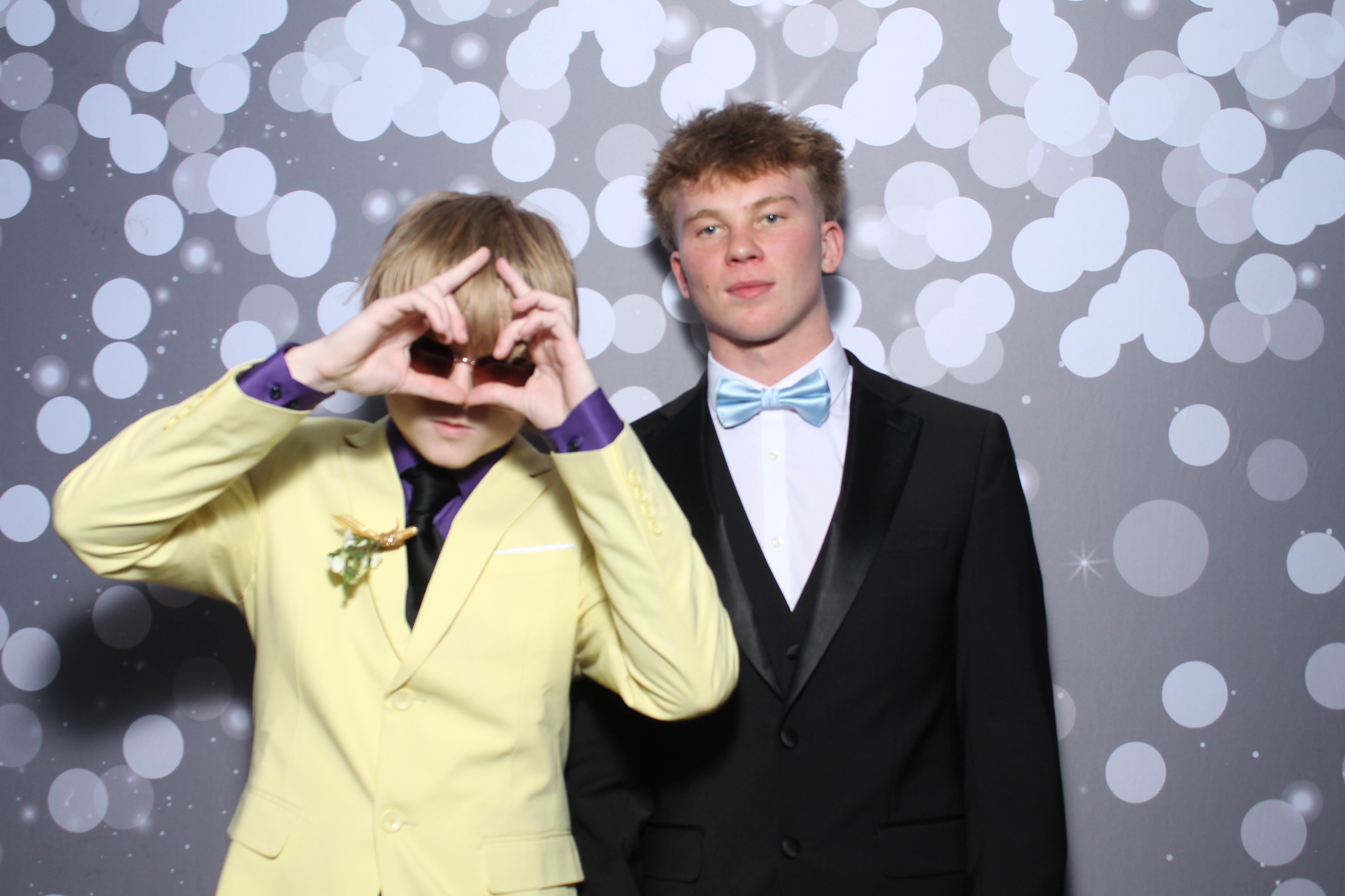 Covington Catholic Prom | View more photos from the event at gallery.photoboothcincy.com/u/PhotoBoothCincy/Covington-Catholic-Prom-0