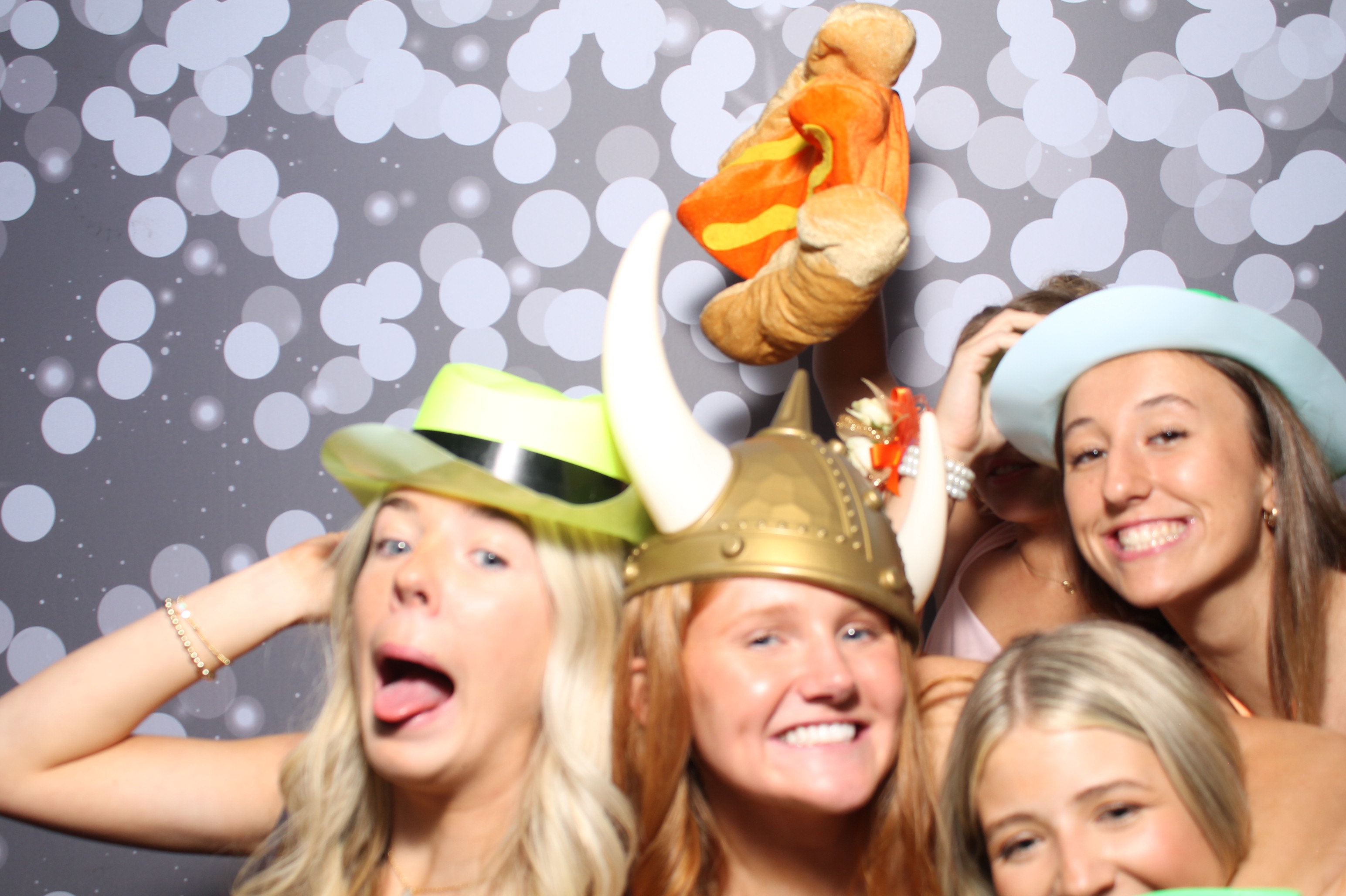 Covington Catholic Prom | View more photos from the event at gallery.photoboothcincy.com/u/PhotoBoothCincy/Covington-Catholic-Prom-0