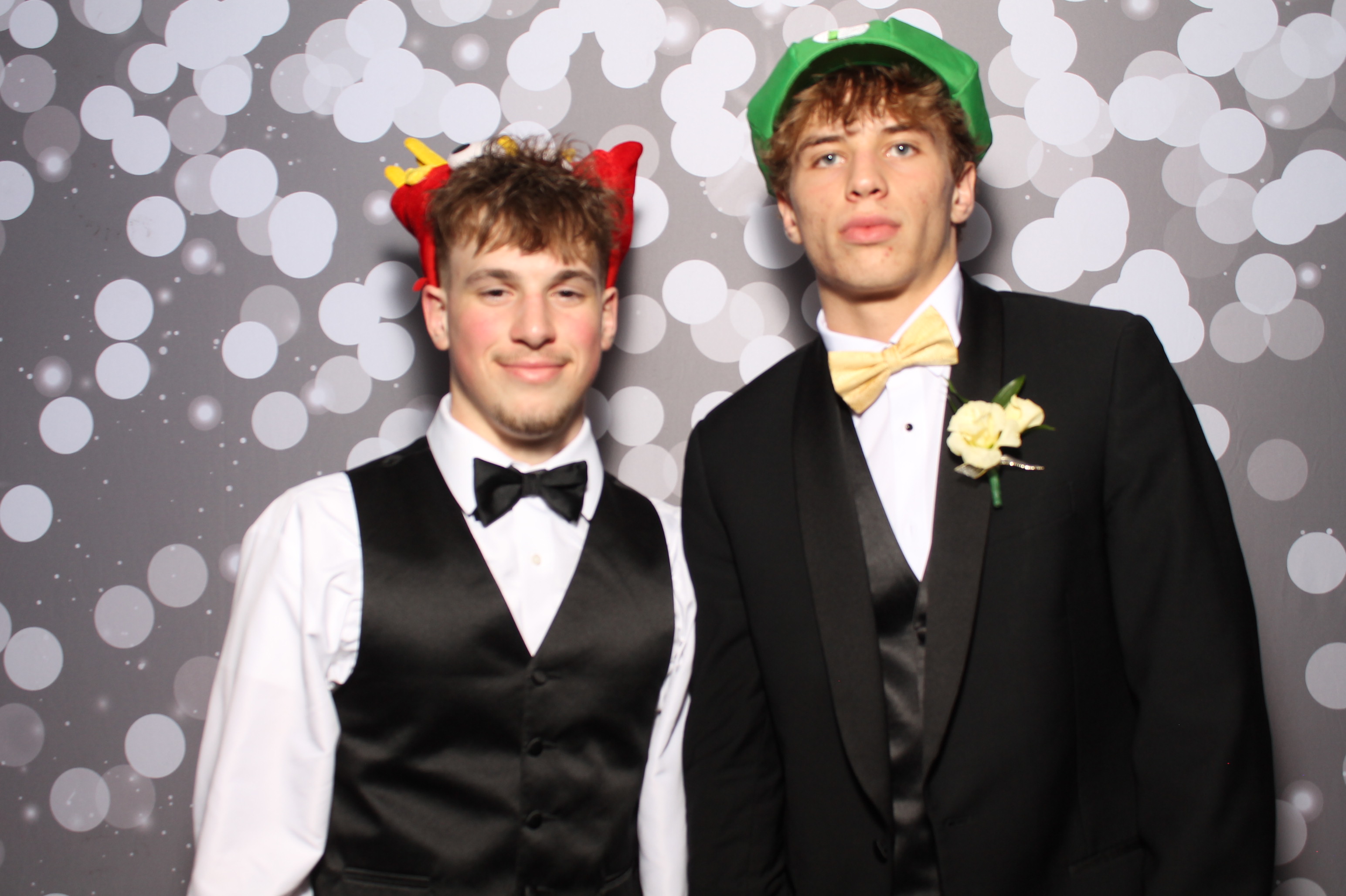 Covington Catholic Prom | View more photos from the event at gallery.photoboothcincy.com/u/PhotoBoothCincy/Covington-Catholic-Prom-0