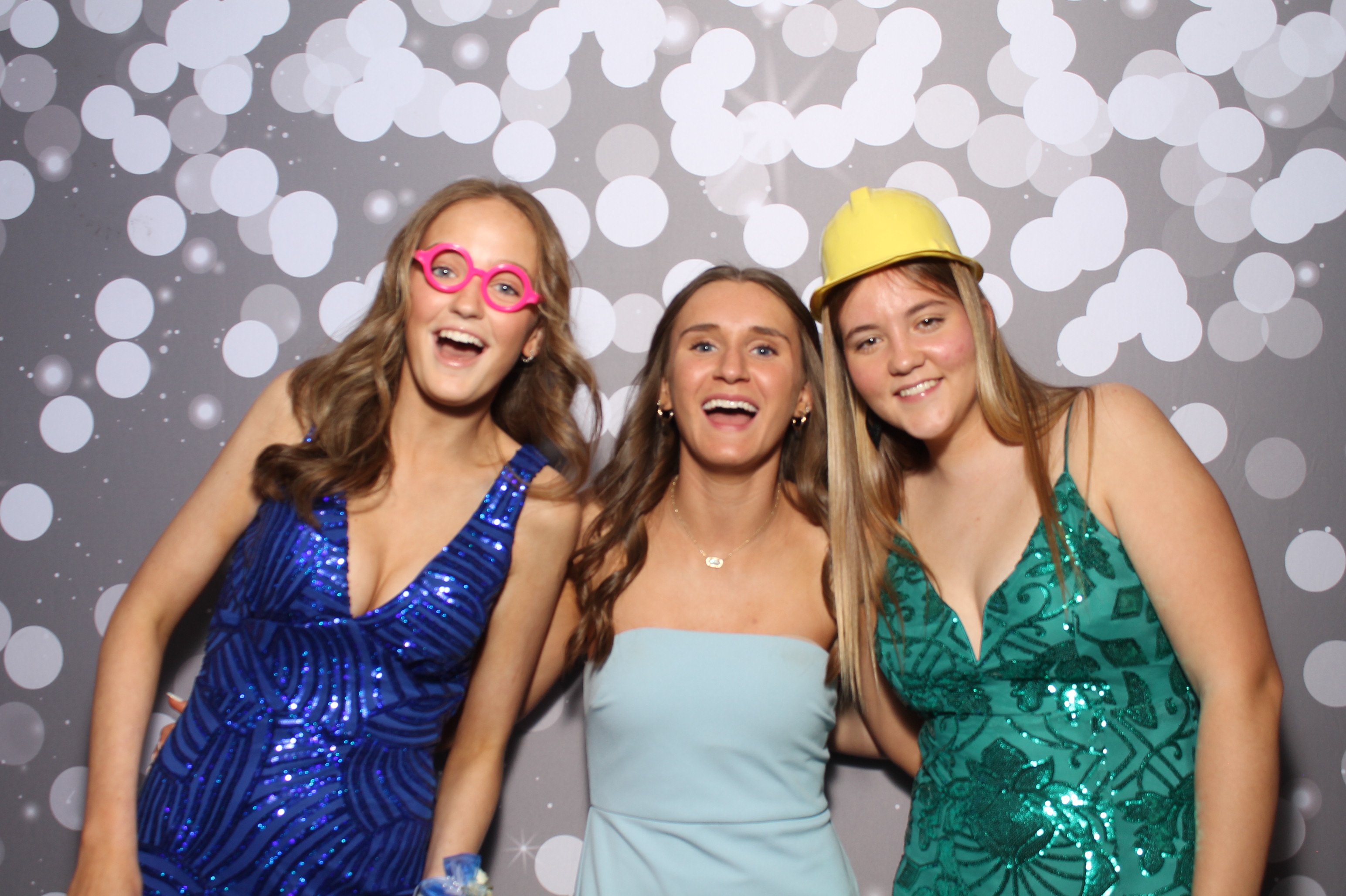 Covington Catholic Prom | View more photos from the event at gallery.photoboothcincy.com/u/PhotoBoothCincy/Covington-Catholic-Prom-0