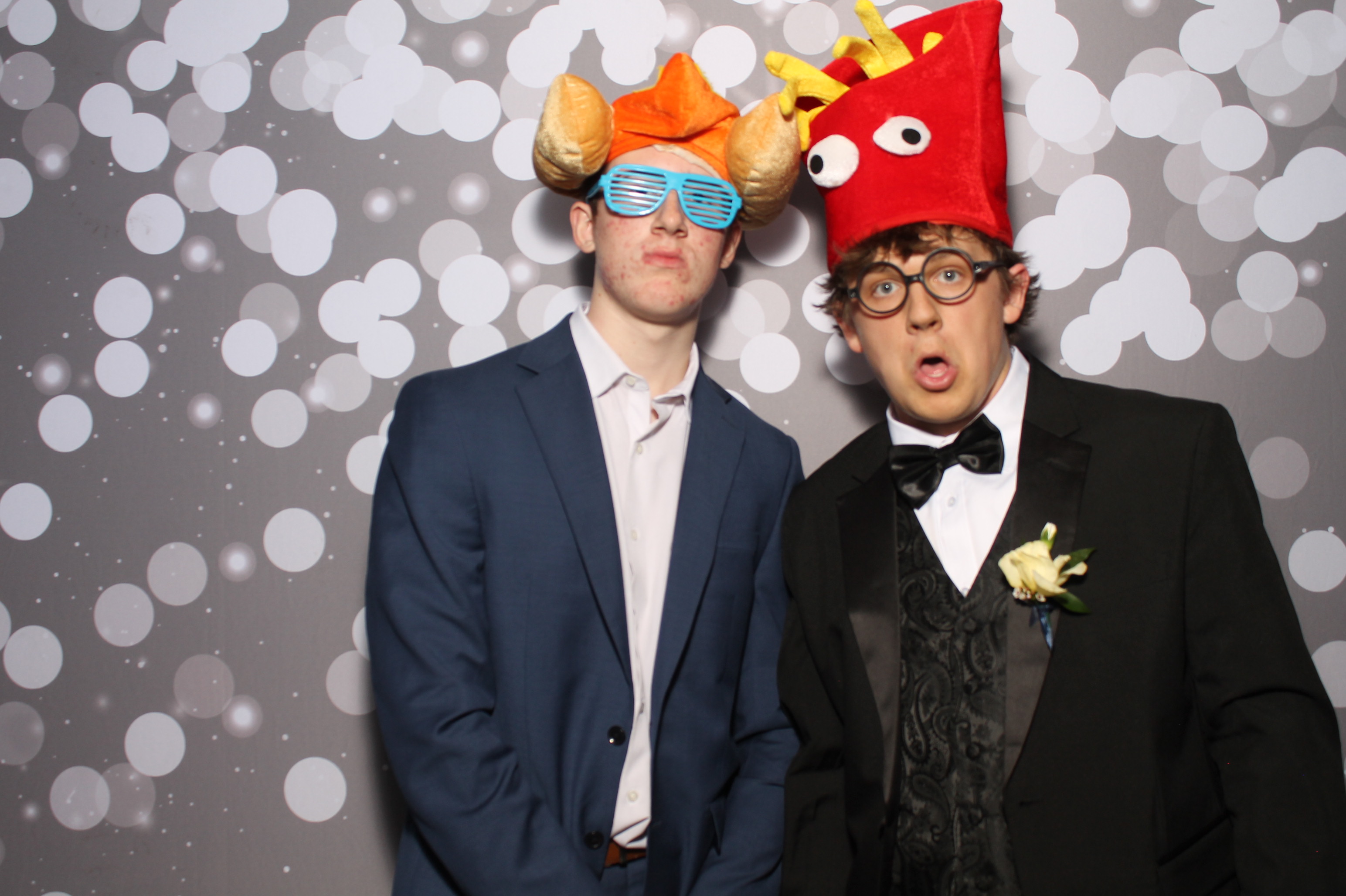 Covington Catholic Prom | View more photos from the event at gallery.photoboothcincy.com/u/PhotoBoothCincy/Covington-Catholic-Prom-0