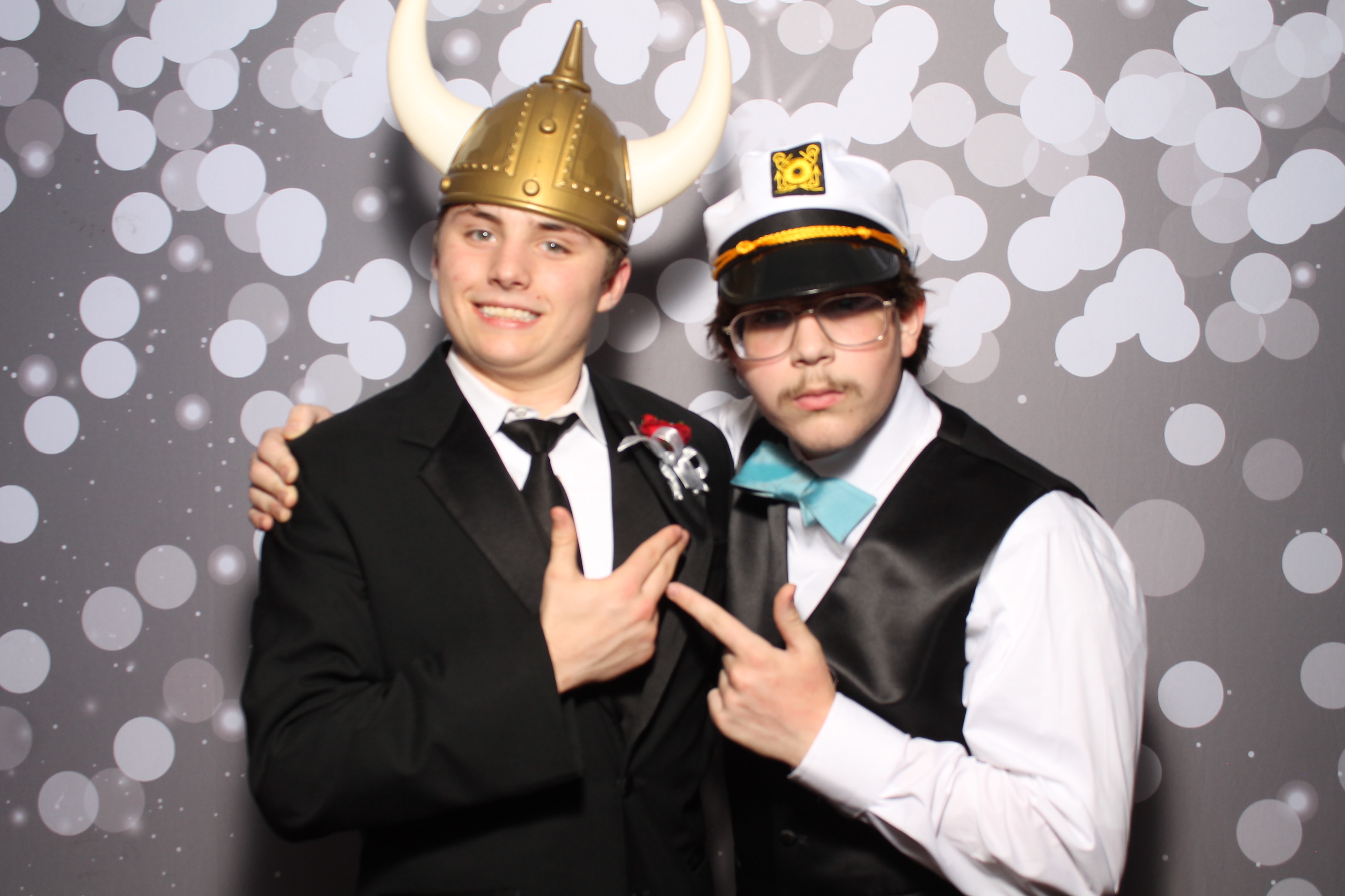 Covington Catholic Prom | View more photos from the event at gallery.photoboothcincy.com/u/PhotoBoothCincy/Covington-Catholic-Prom-0