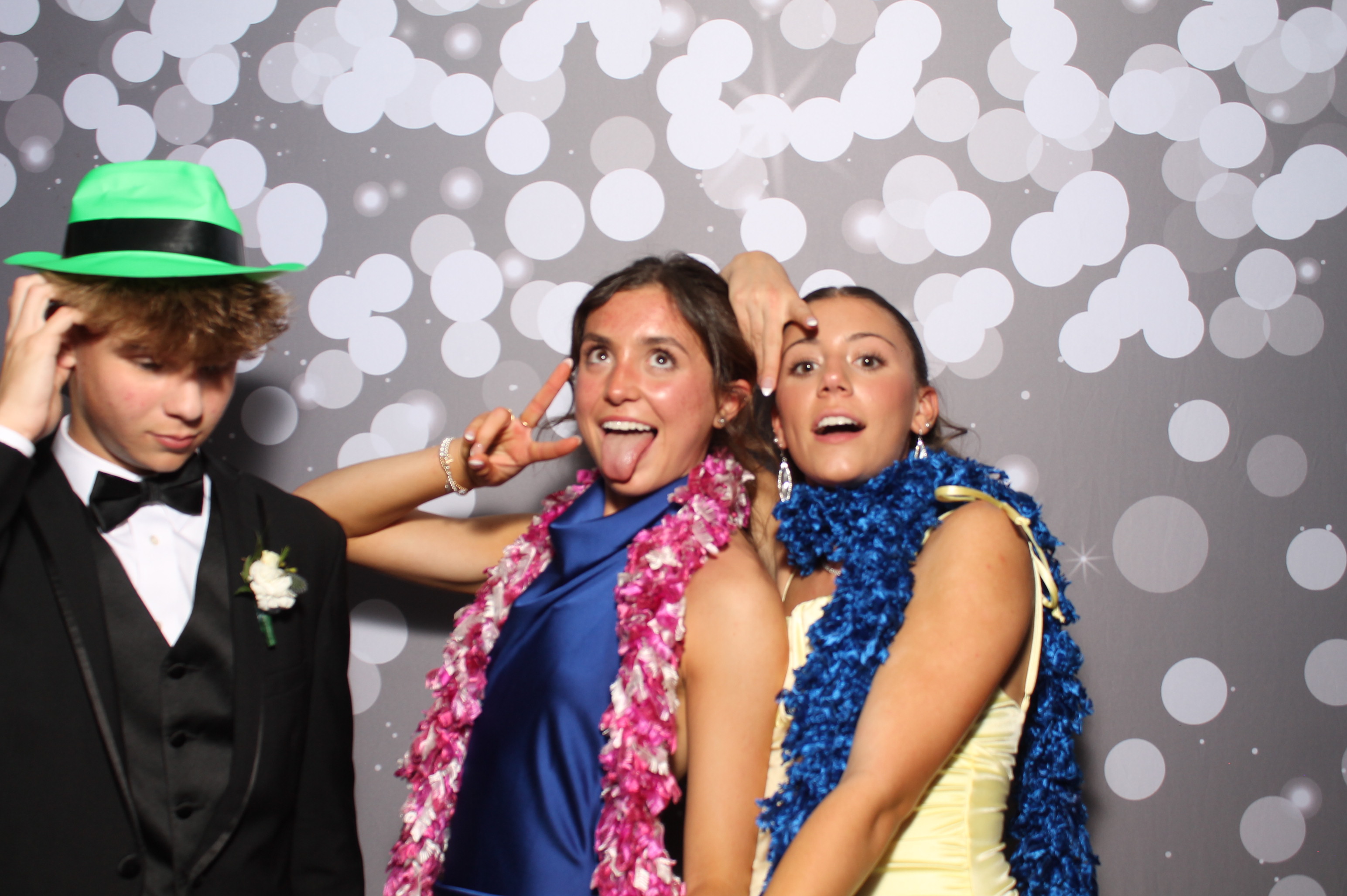 Covington Catholic Prom | View more photos from the event at gallery.photoboothcincy.com/u/PhotoBoothCincy/Covington-Catholic-Prom-0
