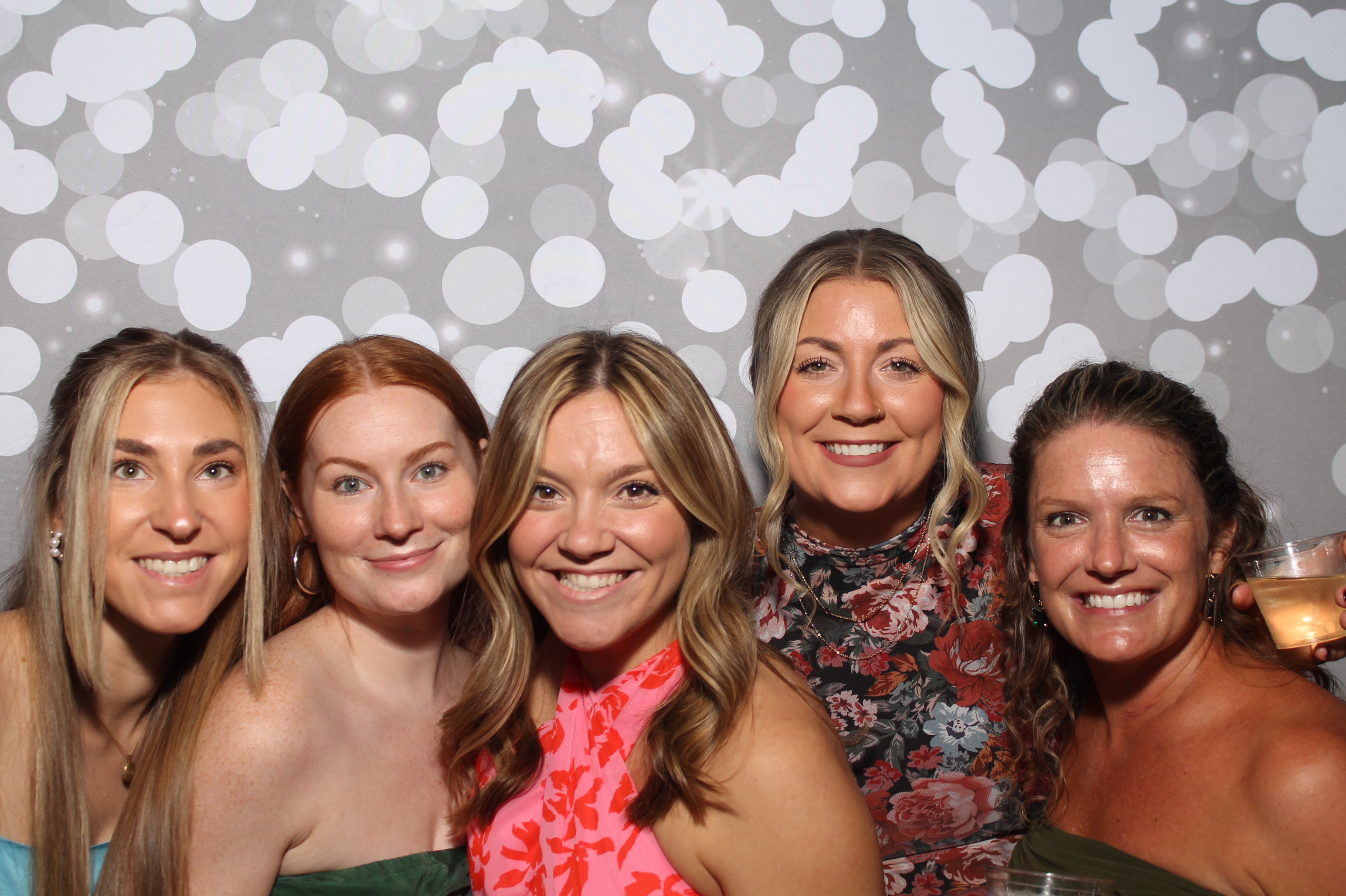 Curtis & Miranda | View more photos from the event at gallery.photoboothcincy.com/u/PhotoBoothCincy/Curtis-Miranda