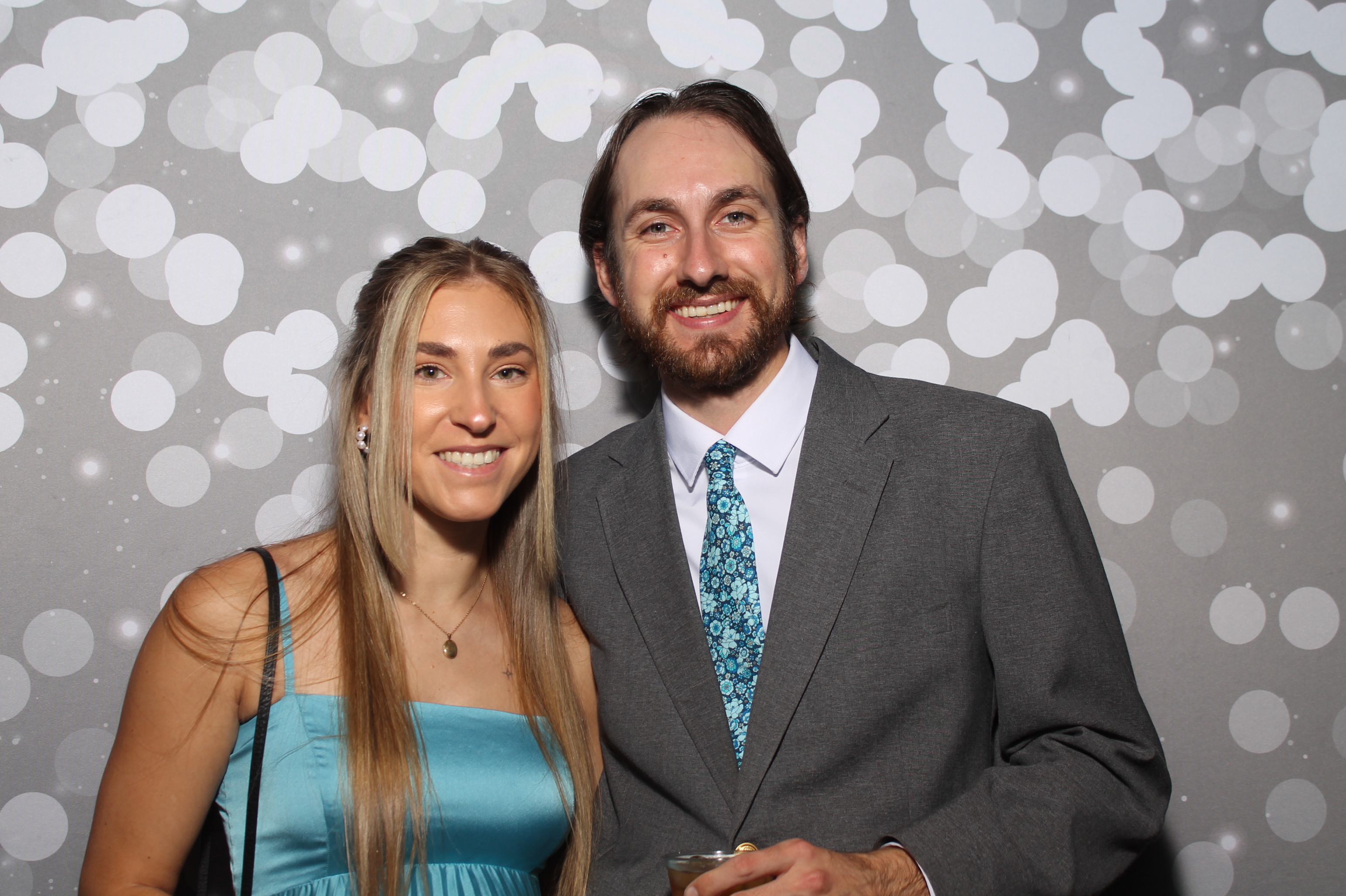 Curtis & Miranda's Wedding V2 | View more photos from the event at gallery.photoboothcincy.com/u/PhotoBoothCincy/Curtis-Mirandas-Wedding-V2
