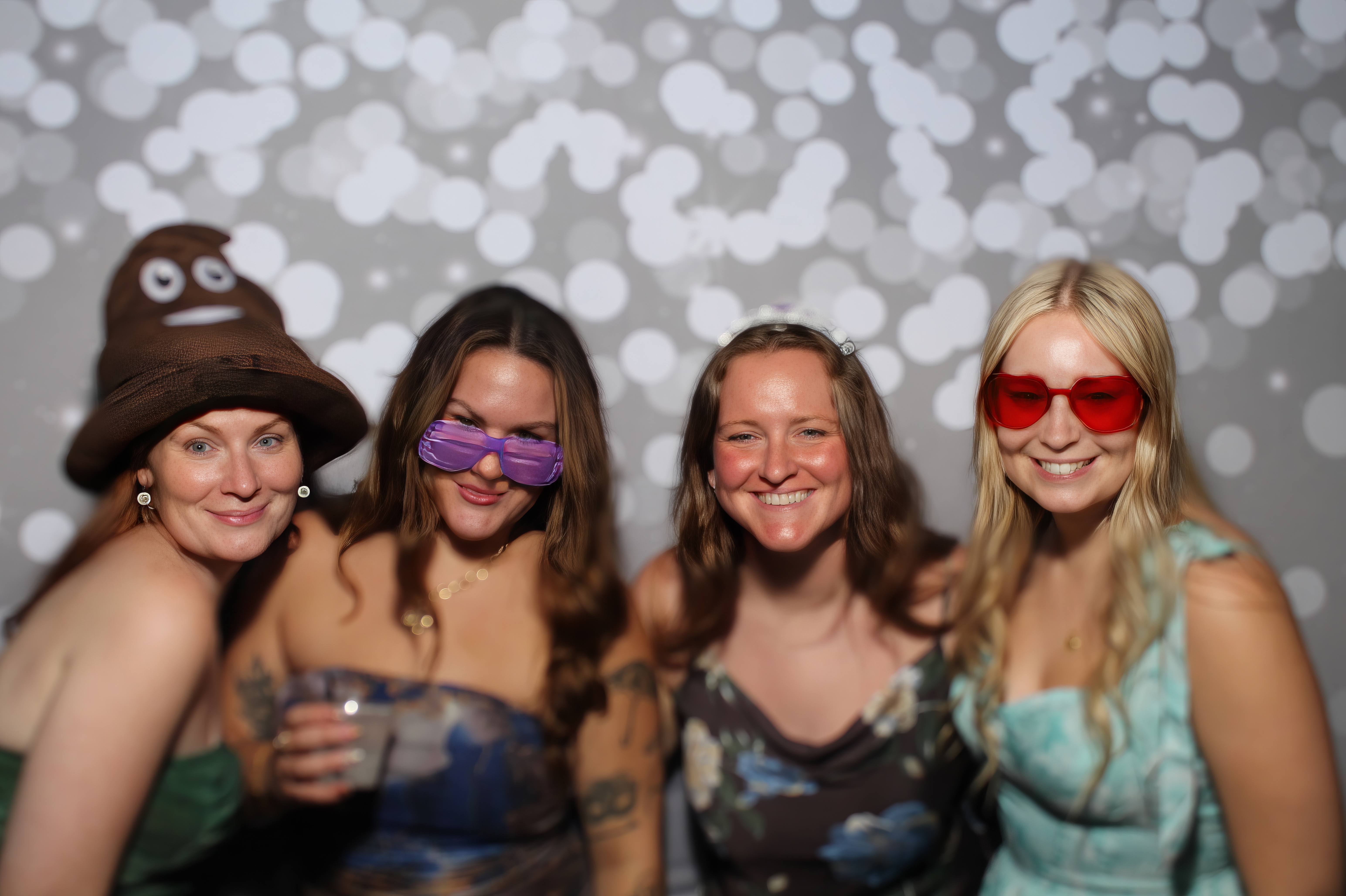 Curtis & Miranda's Wedding V2 | View more photos from the event at gallery.photoboothcincy.com/u/PhotoBoothCincy/Curtis-Mirandas-Wedding-V2