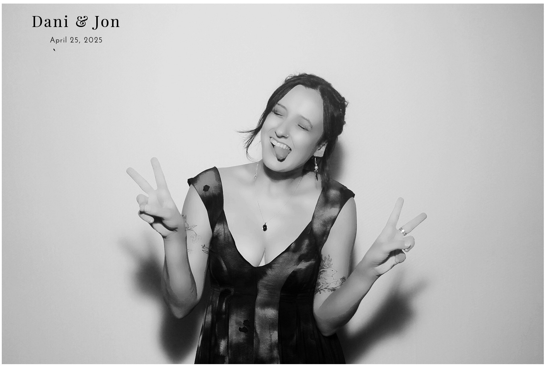 Danielle Starz Event | View more photos from the event at gallery.photoboothcincy.com/u/PhotoBoothCincy/Danielle-Starz-Event