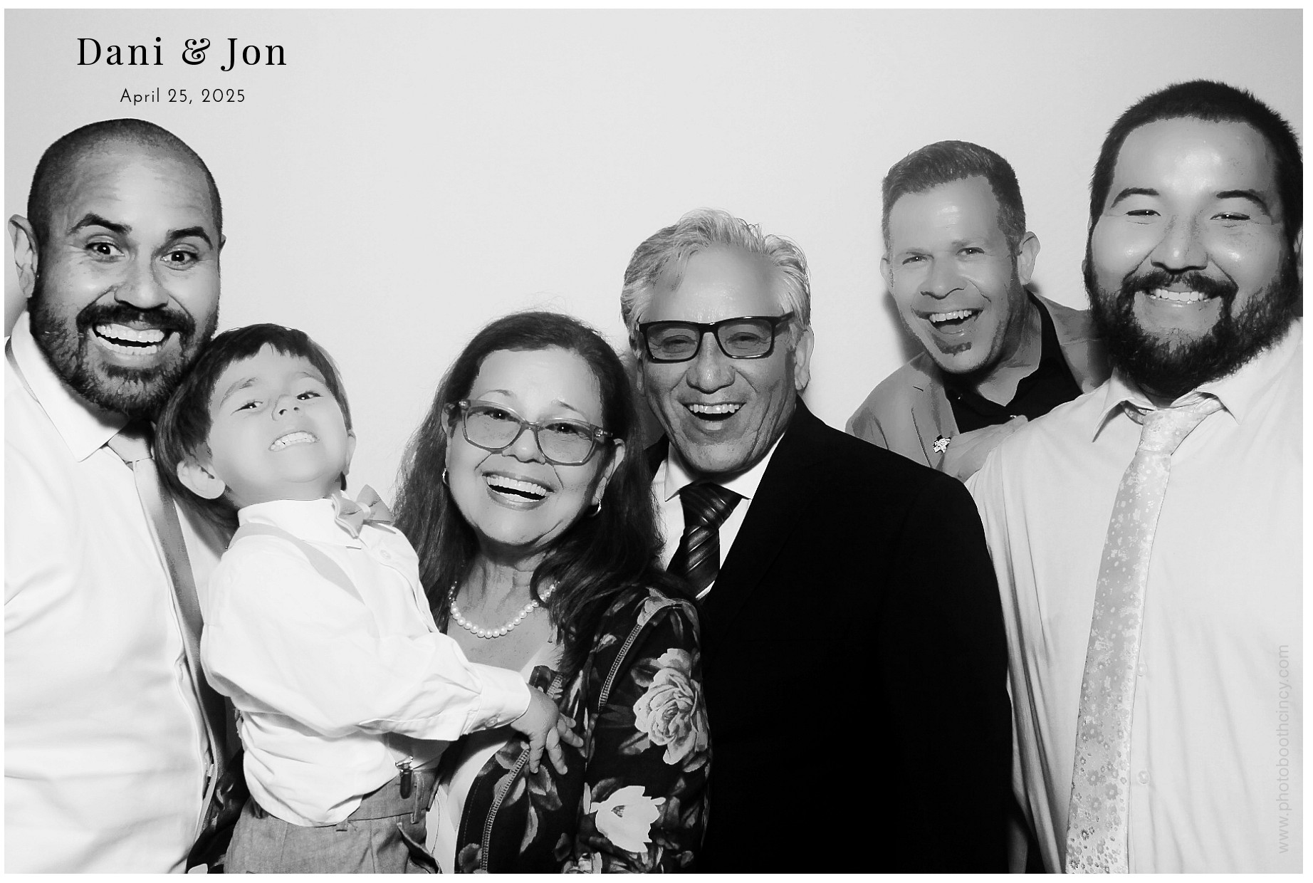 Danielle Starz Event | View more photos from the event at gallery.photoboothcincy.com/u/PhotoBoothCincy/Danielle-Starz-Event