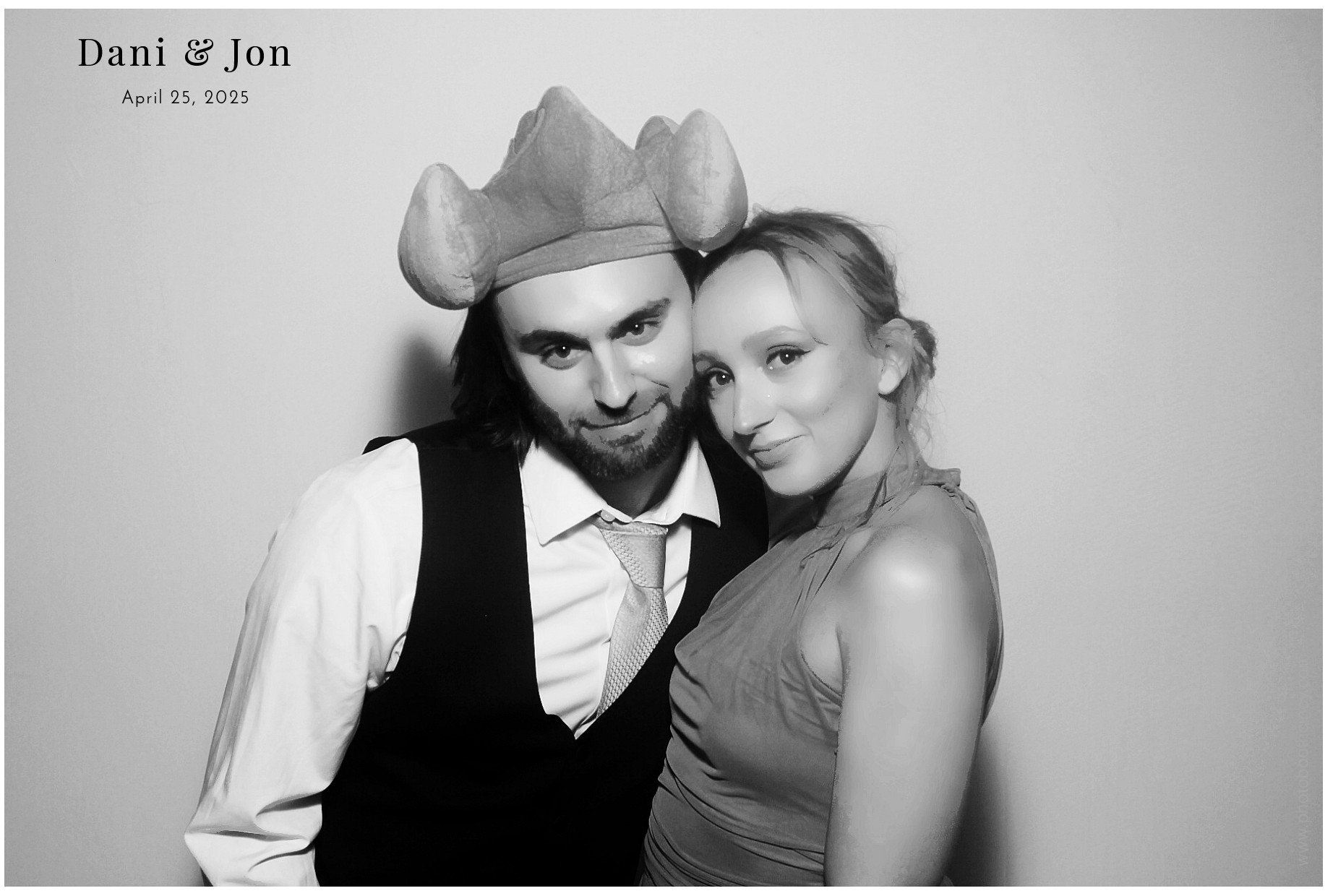 Danielle Starz Event | View more photos from the event at gallery.photoboothcincy.com/u/PhotoBoothCincy/Danielle-Starz-Event