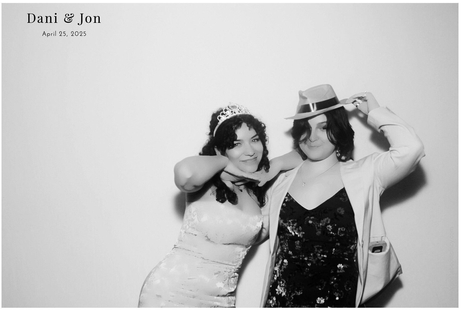 Danielle Starz Event | View more photos from the event at gallery.photoboothcincy.com/u/PhotoBoothCincy/Danielle-Starz-Event
