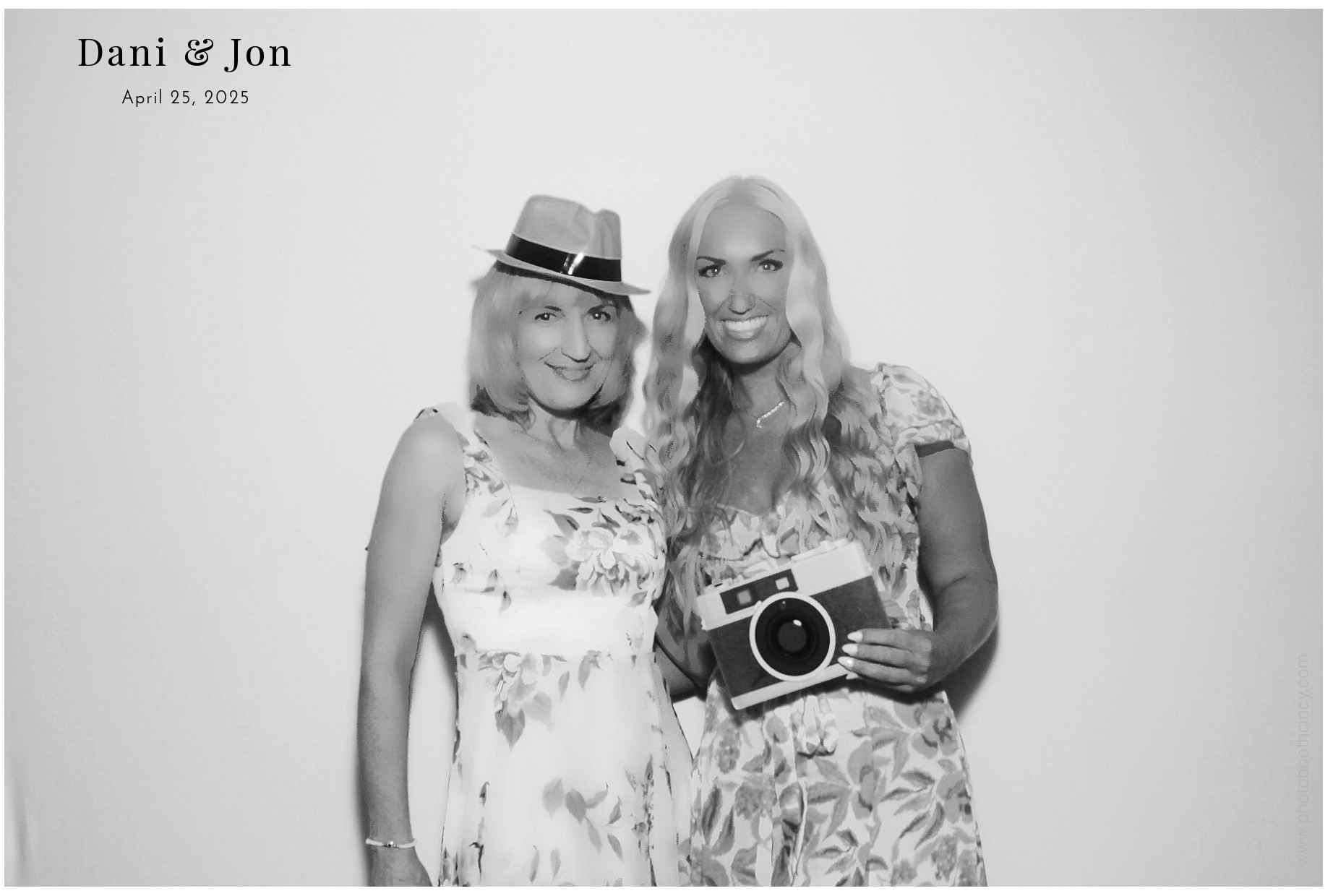 Danielle Starz Event | View more photos from the event at gallery.photoboothcincy.com/u/PhotoBoothCincy/Danielle-Starz-Event