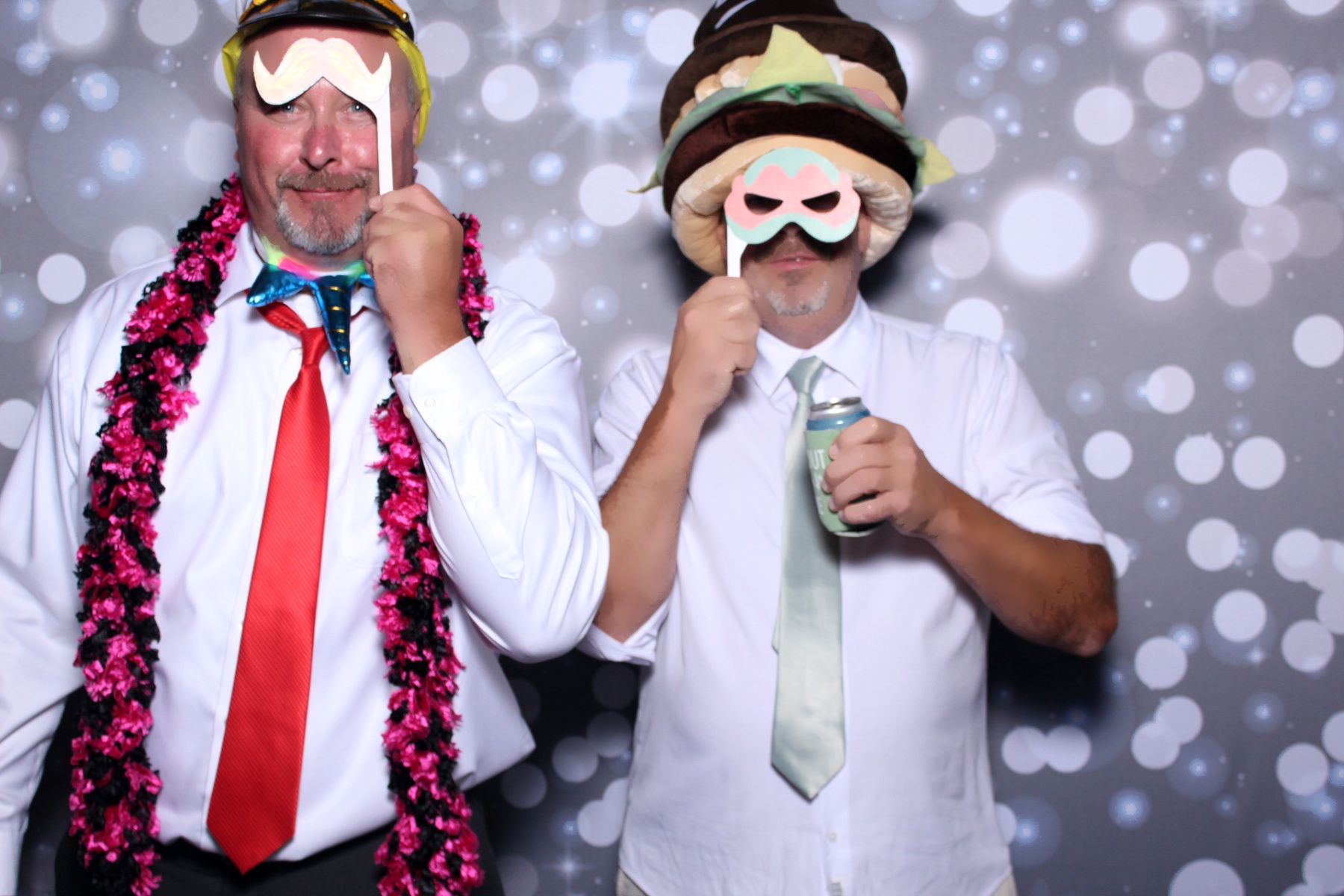 DeChant | View more photos from the event at gallery.photoboothcincy.com/u/PhotoBoothCincy/DeChant