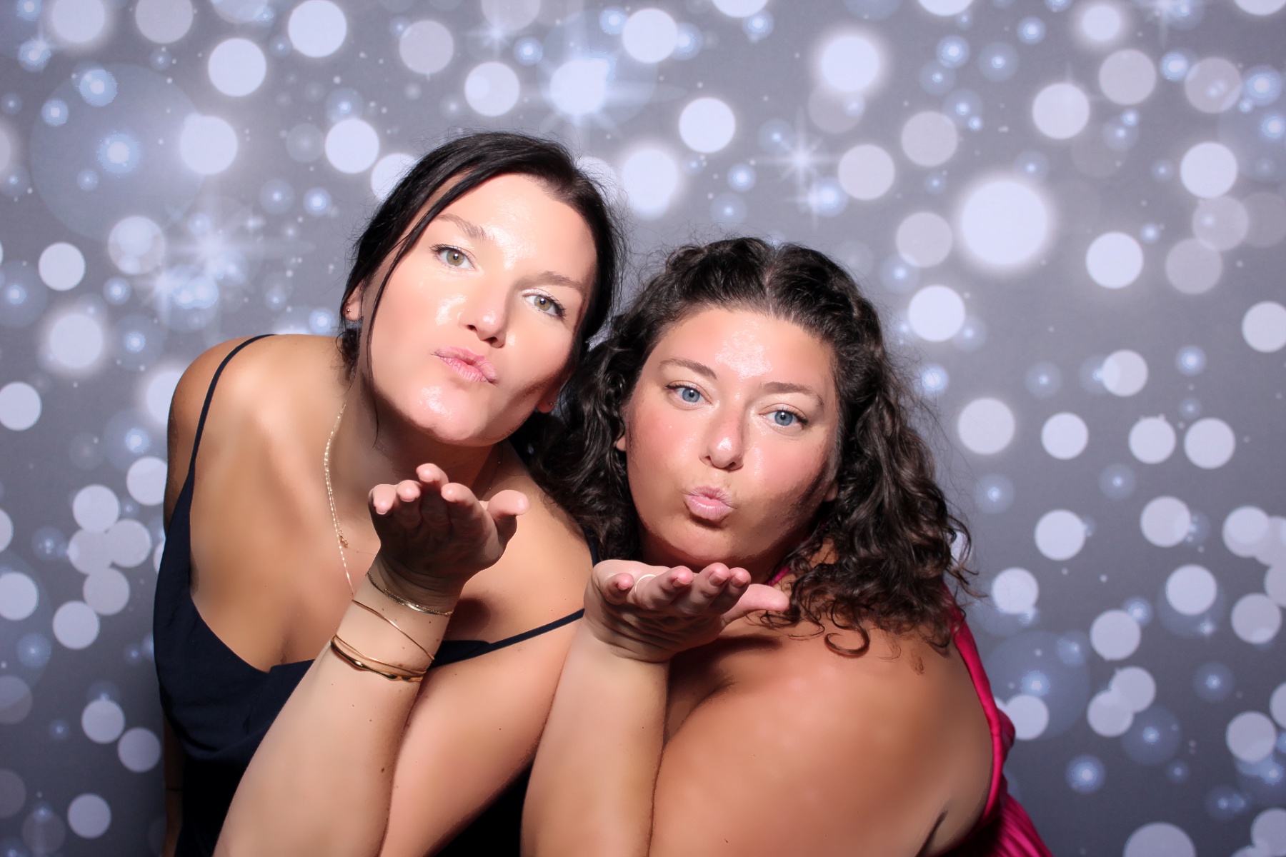 DeChant | View more photos from the event at gallery.photoboothcincy.com/u/PhotoBoothCincy/DeChant