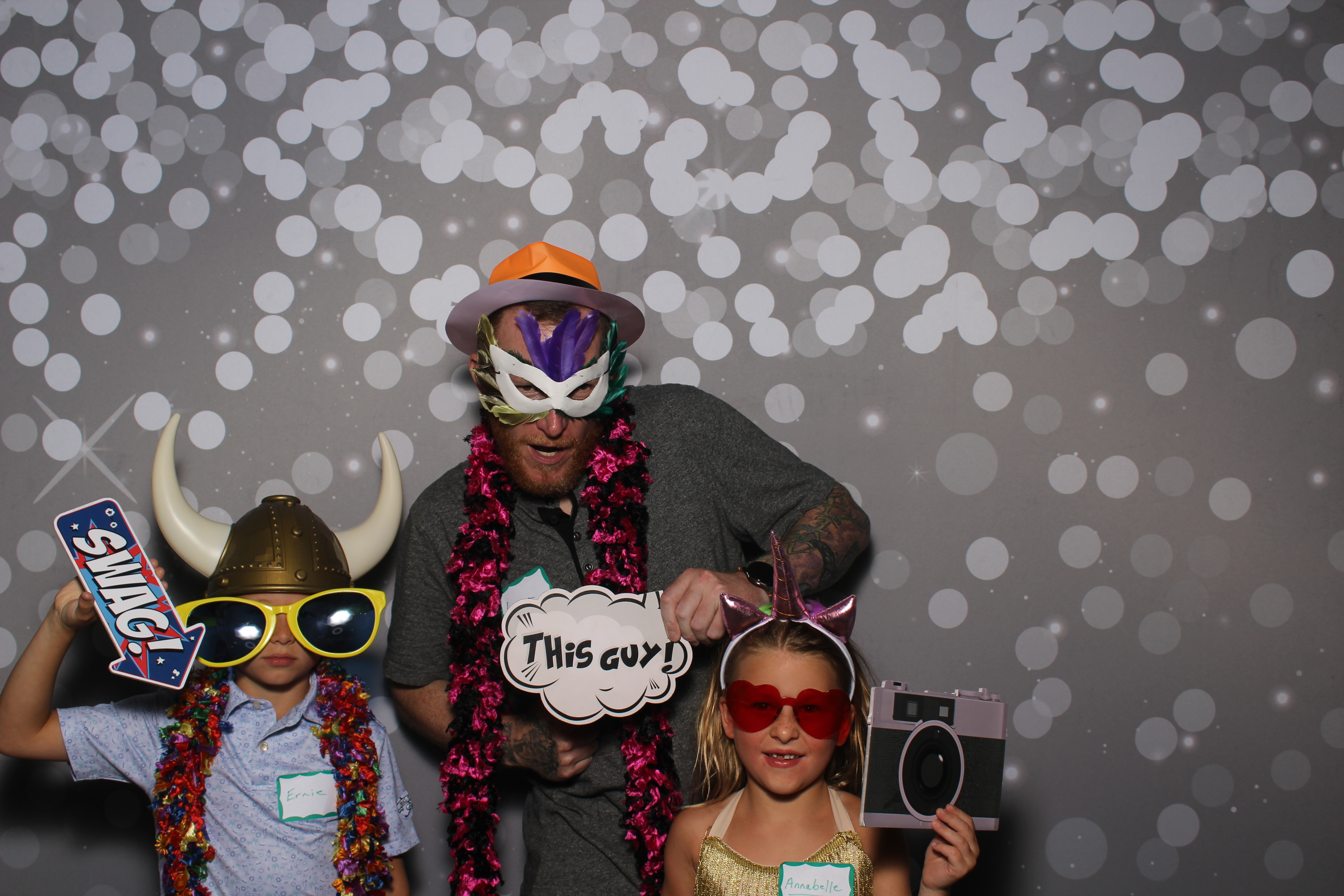 Deborah Birthday Party | View more photos from the event at gallery.photoboothcincy.com/u/PhotoBoothCincy/Deborah-Birthday-Party
