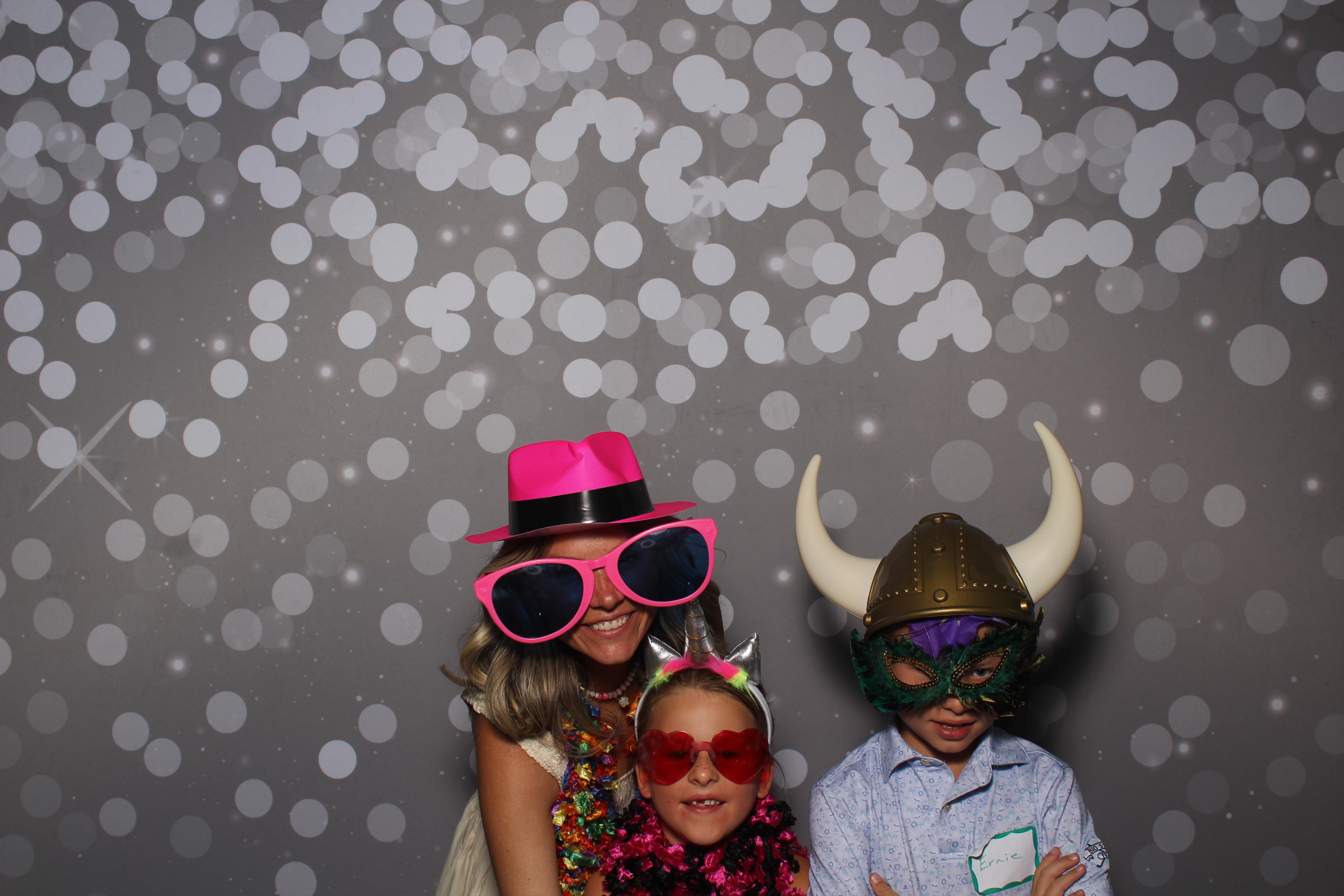 Deborah Birthday Party | View more photos from the event at gallery.photoboothcincy.com/u/PhotoBoothCincy/Deborah-Birthday-Party