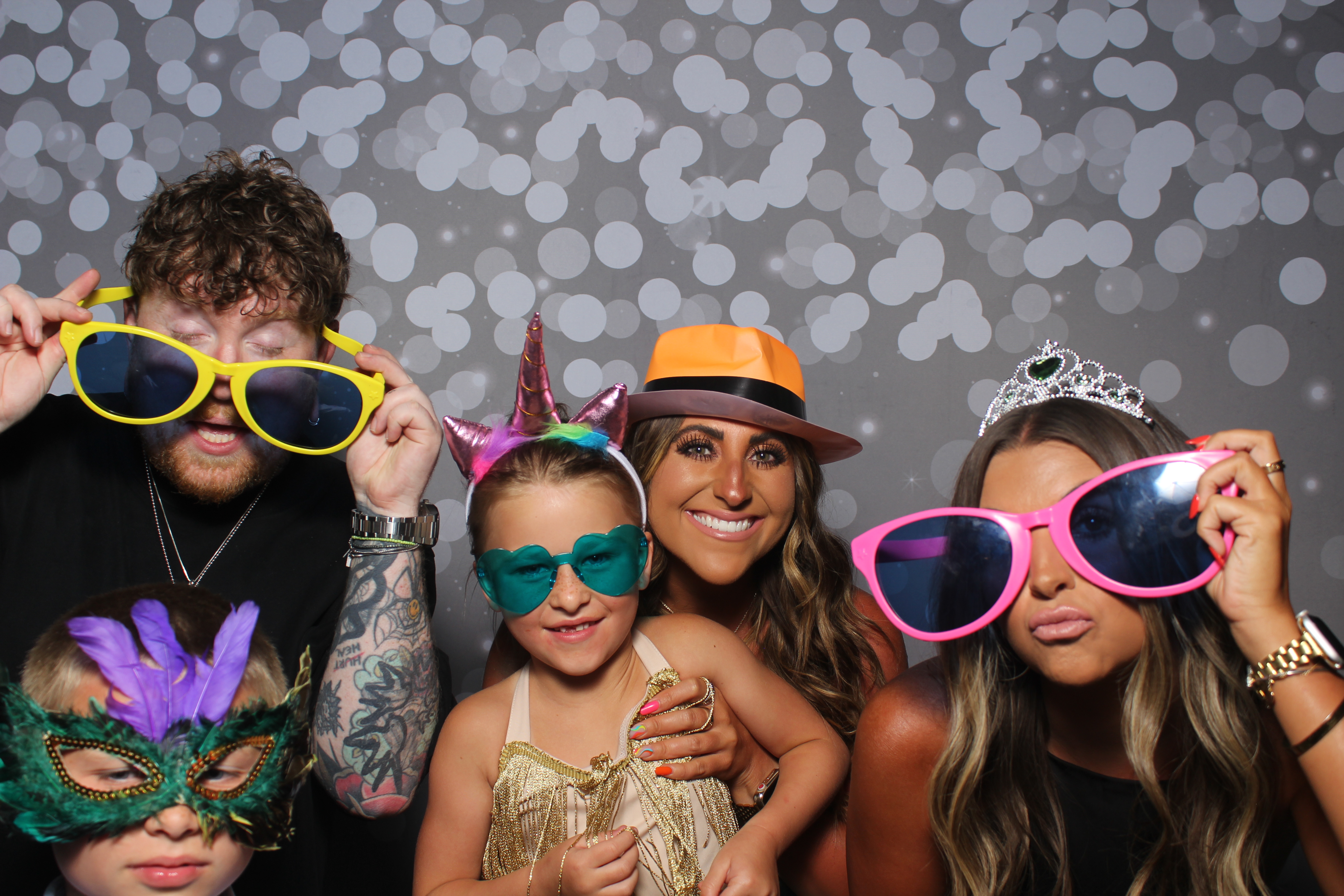 Deborah Birthday Party | View more photos from the event at gallery.photoboothcincy.com/u/PhotoBoothCincy/Deborah-Birthday-Party