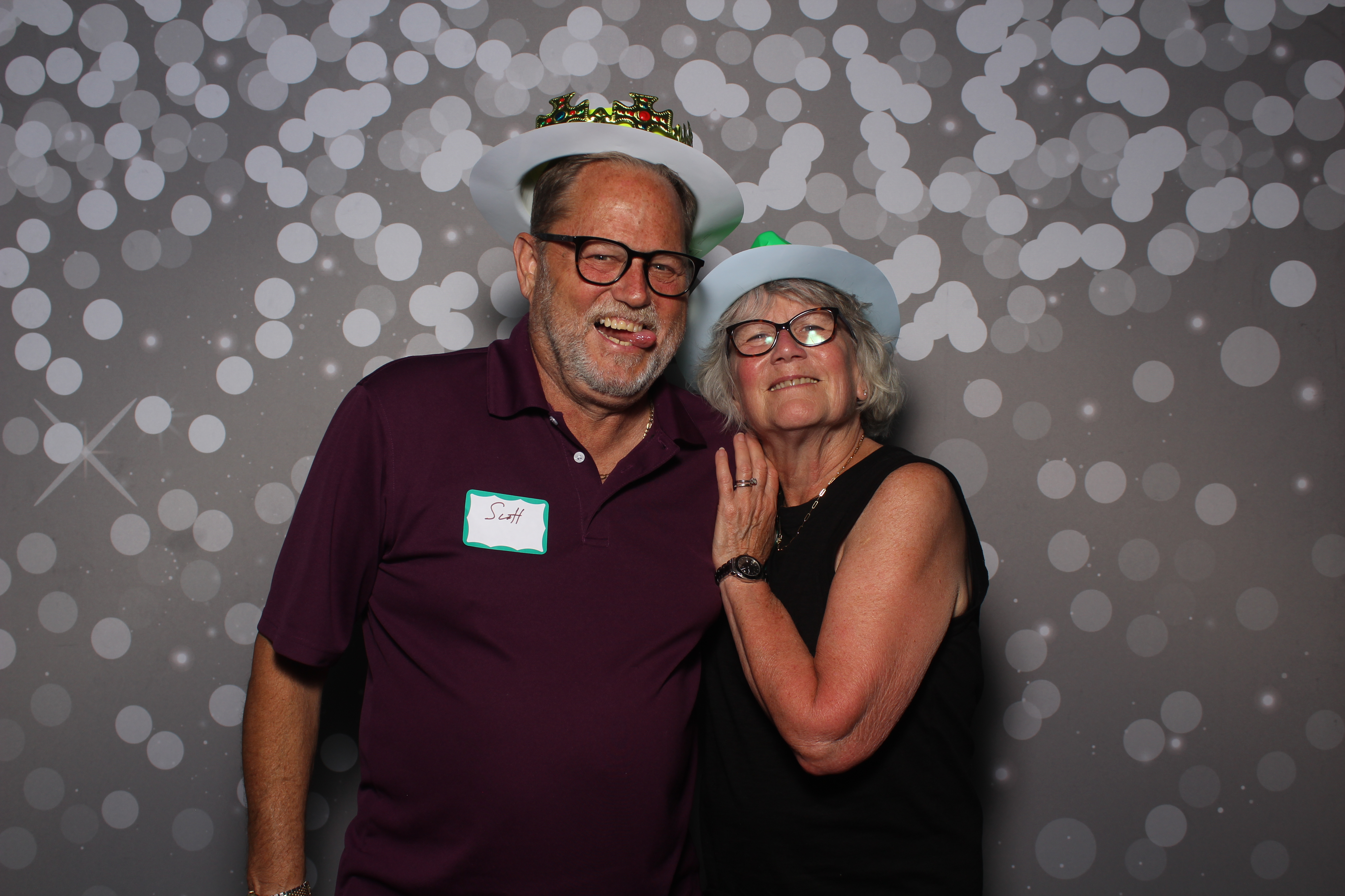 Deborah Birthday Party | View more photos from the event at gallery.photoboothcincy.com/u/PhotoBoothCincy/Deborah-Birthday-Party