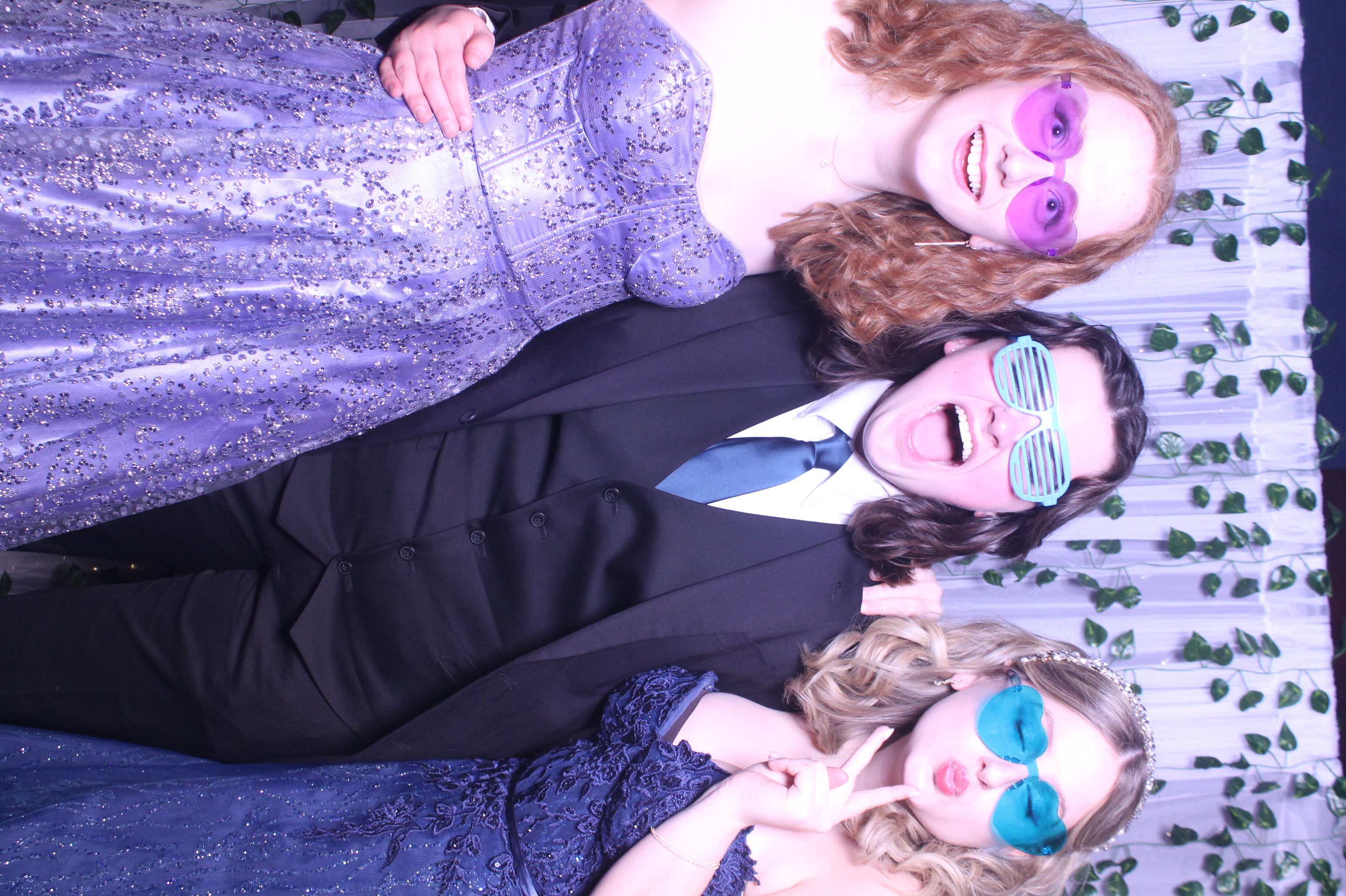 Deer Park Prom | View more photos from the event at gallery.photoboothcincy.com/u/PhotoBoothCincy/Deer-Park-Prom