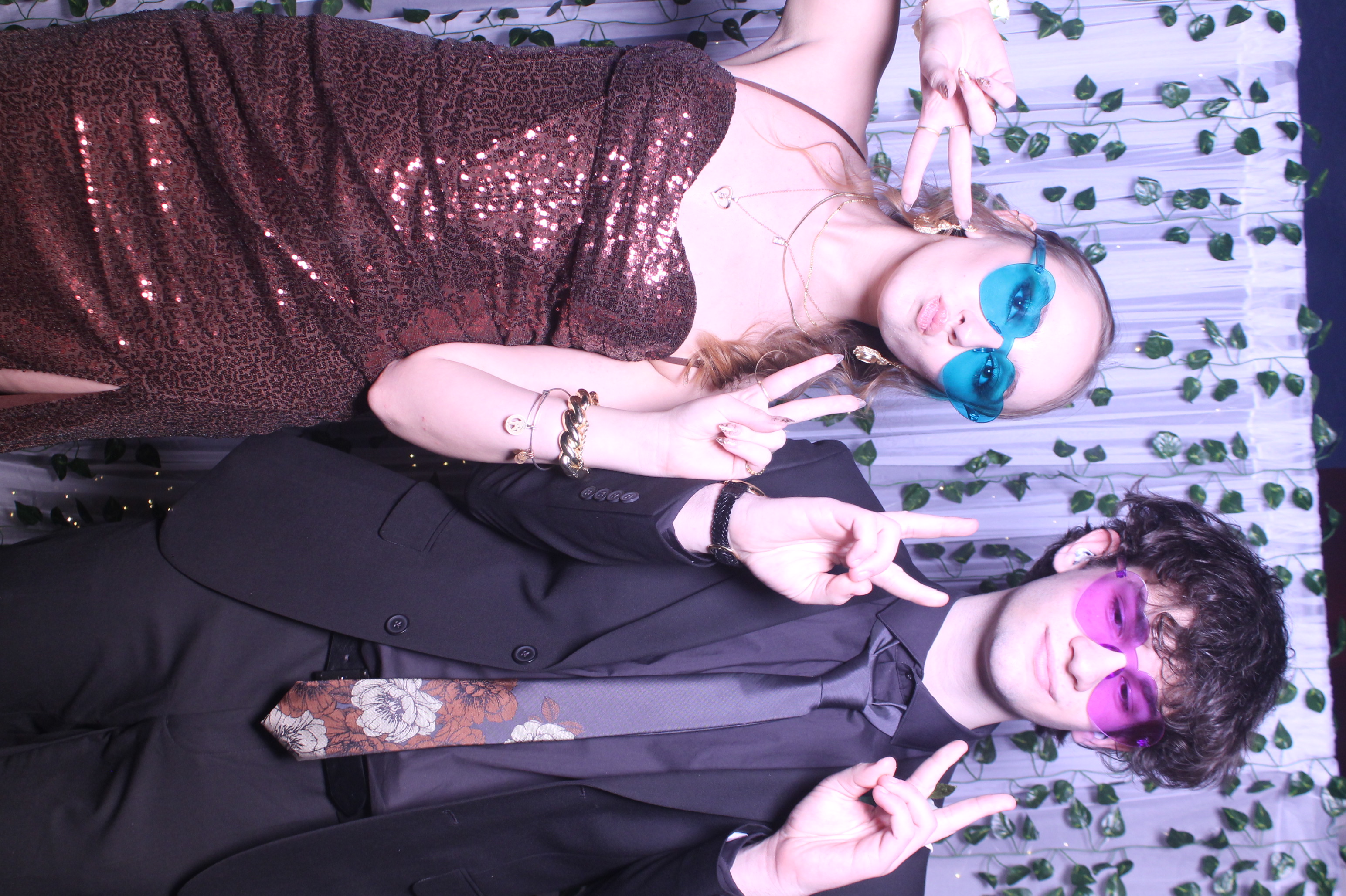Deer Park Prom | View more photos from the event at gallery.photoboothcincy.com/u/PhotoBoothCincy/Deer-Park-Prom