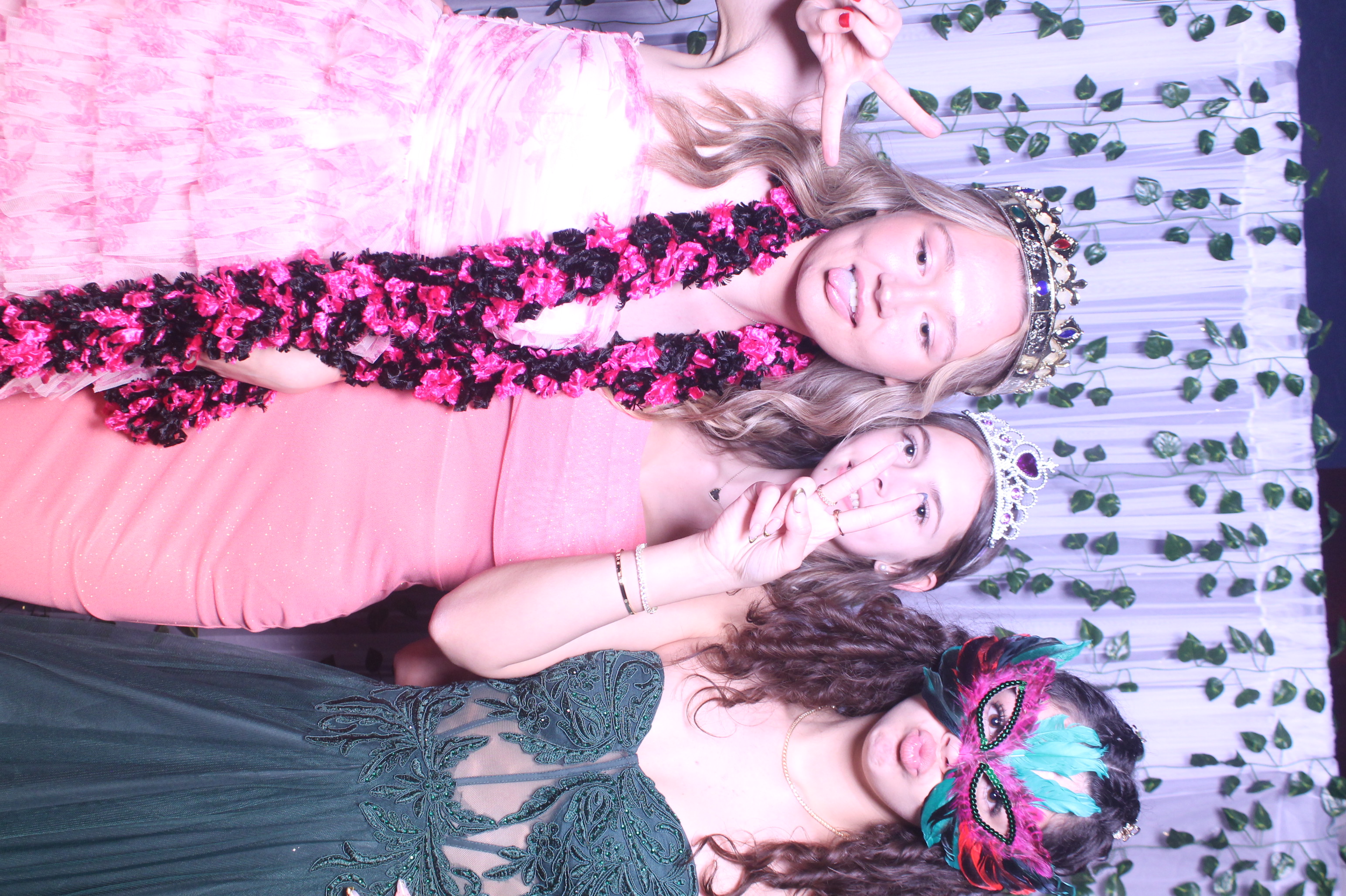 Deer Park Prom | View more photos from the event at gallery.photoboothcincy.com/u/PhotoBoothCincy/Deer-Park-Prom