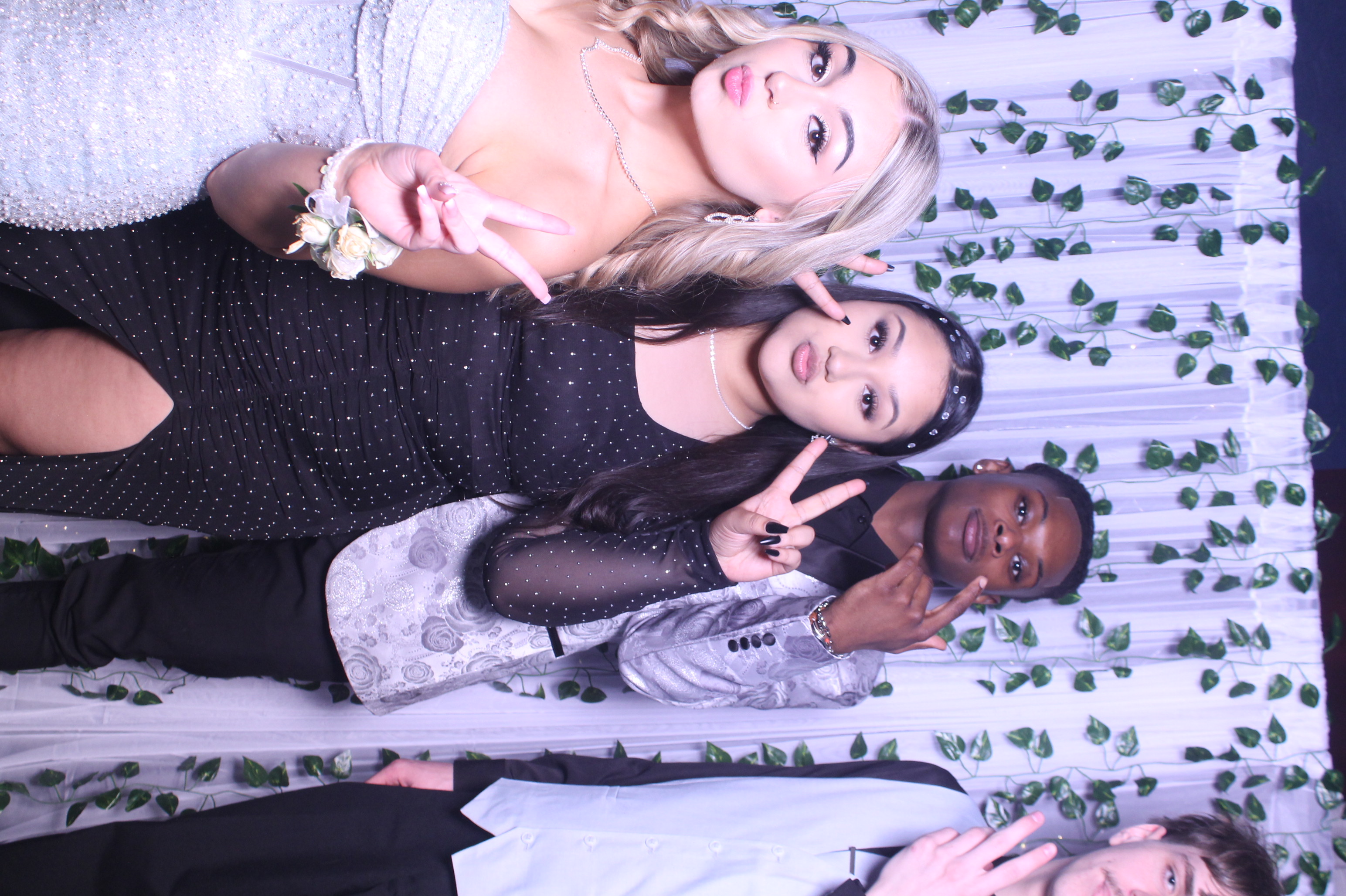 Deer Park Prom | View more photos from the event at gallery.photoboothcincy.com/u/PhotoBoothCincy/Deer-Park-Prom